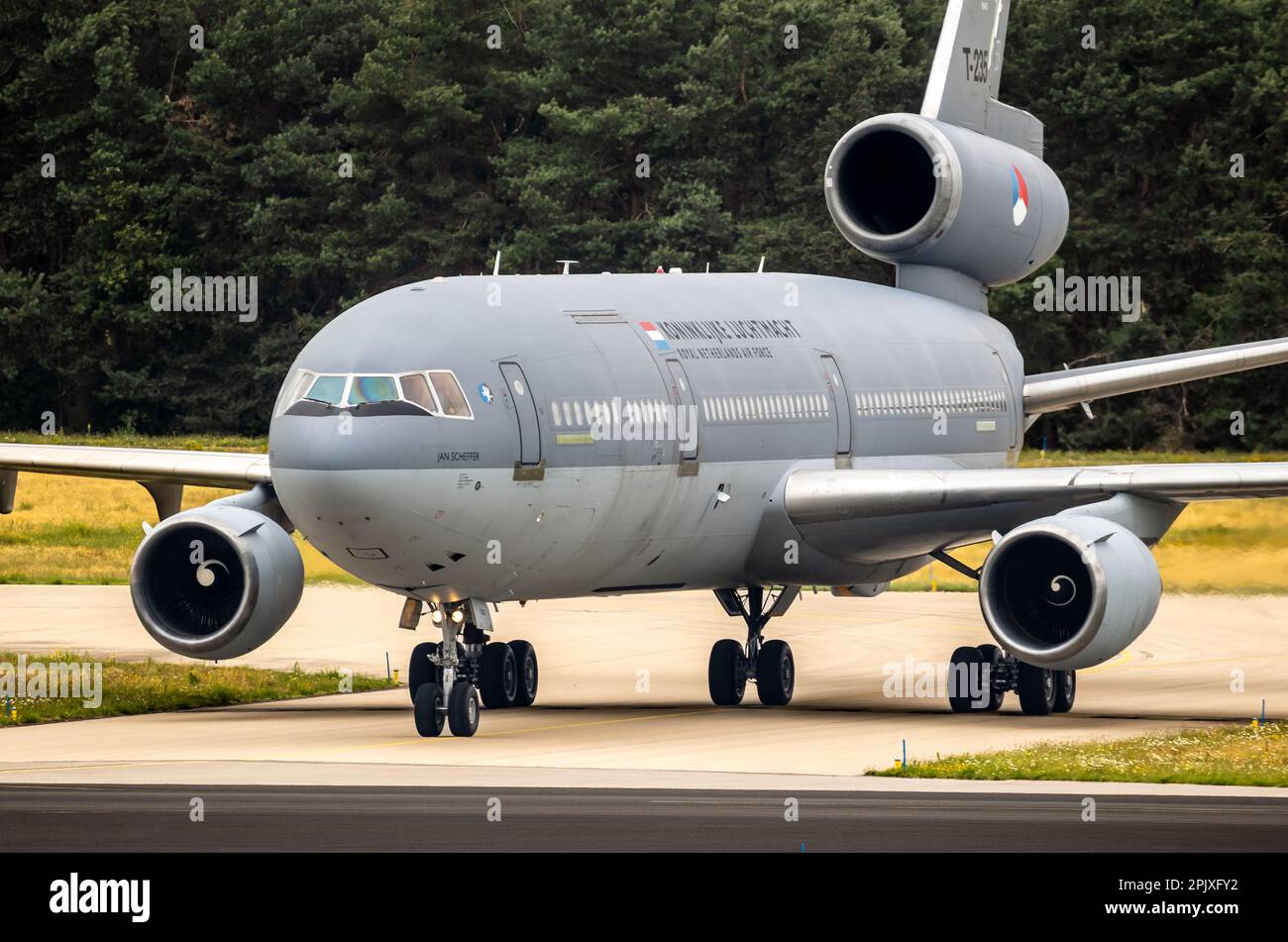 Royal Netherlands Air Force KDC-10 avion-citerne, maintenant en vol pour Omega Aerial ravitaillement Services, à la base aérienne d'Eindhoven. Pays-Bas - 3 juillet, 2 Banque D'Images
