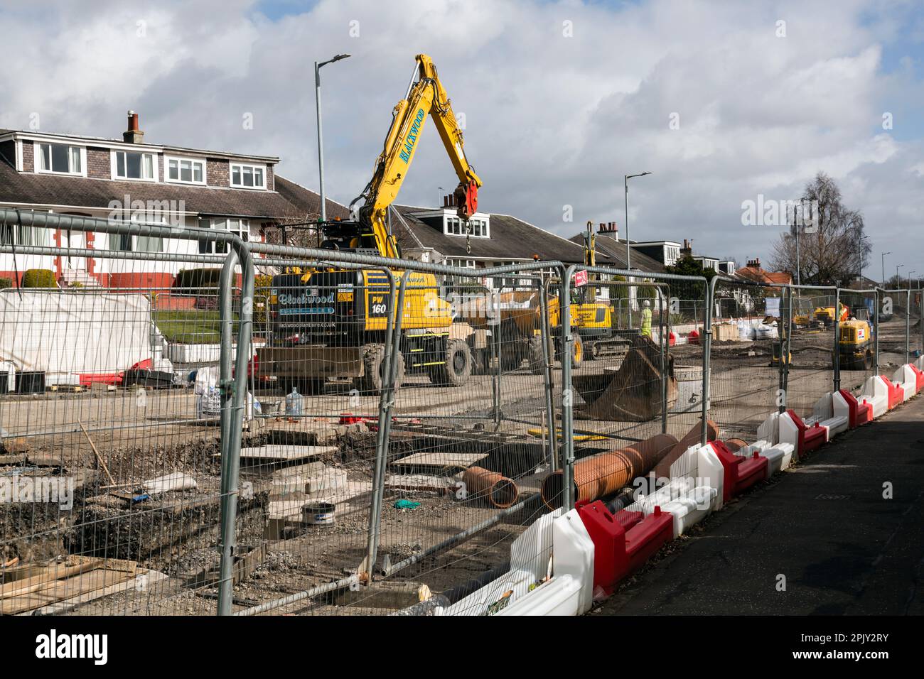 Projet de Scottish Water visant à réduire les inondations dans les égouts à Giffnock, Glasgow, Écosse, Royaume-Uni, Europe Banque D'Images