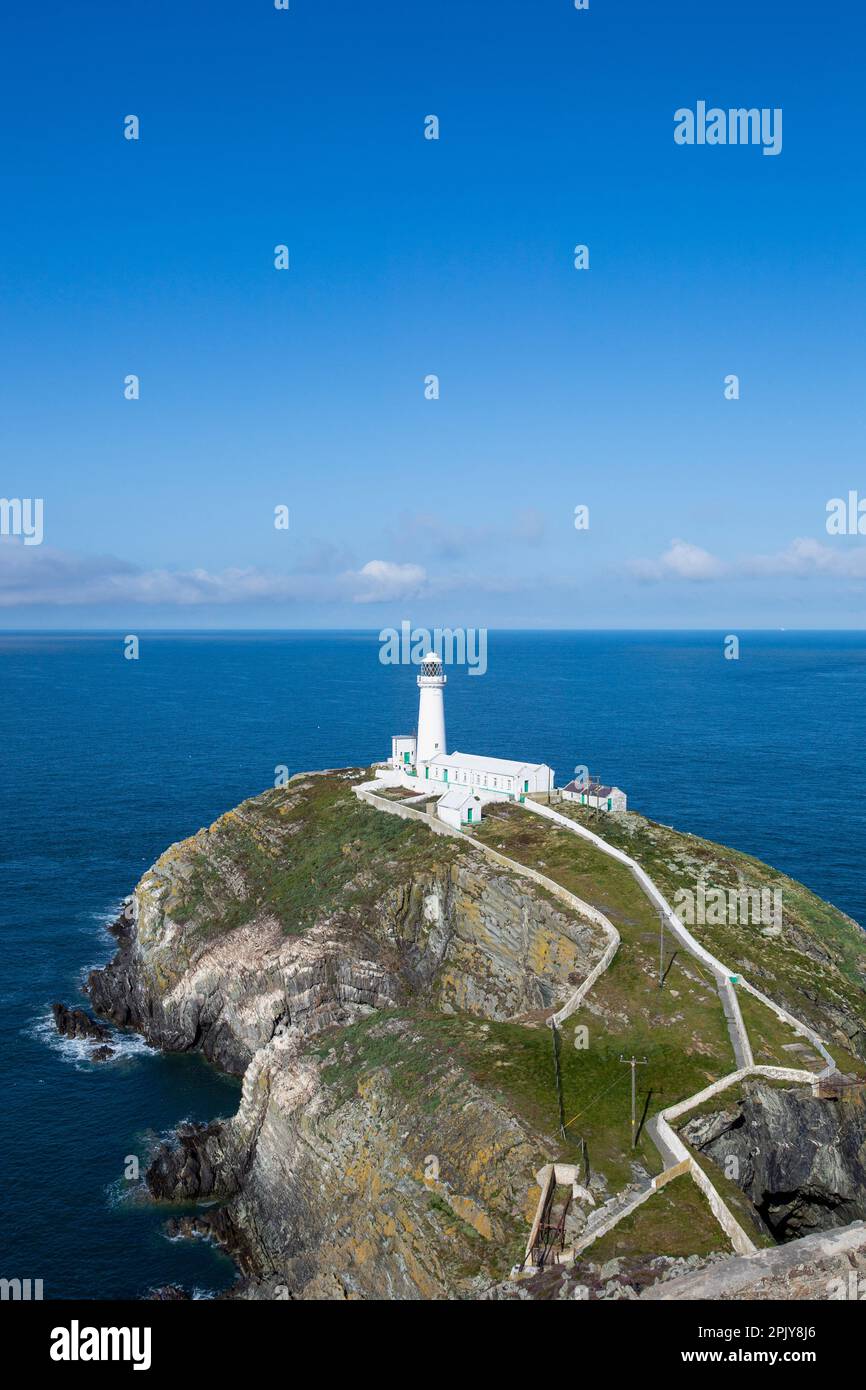 Phare de South Stack sur Anglesey, au nord du Pays de Galles, Royaume-Uni Banque D'Images
