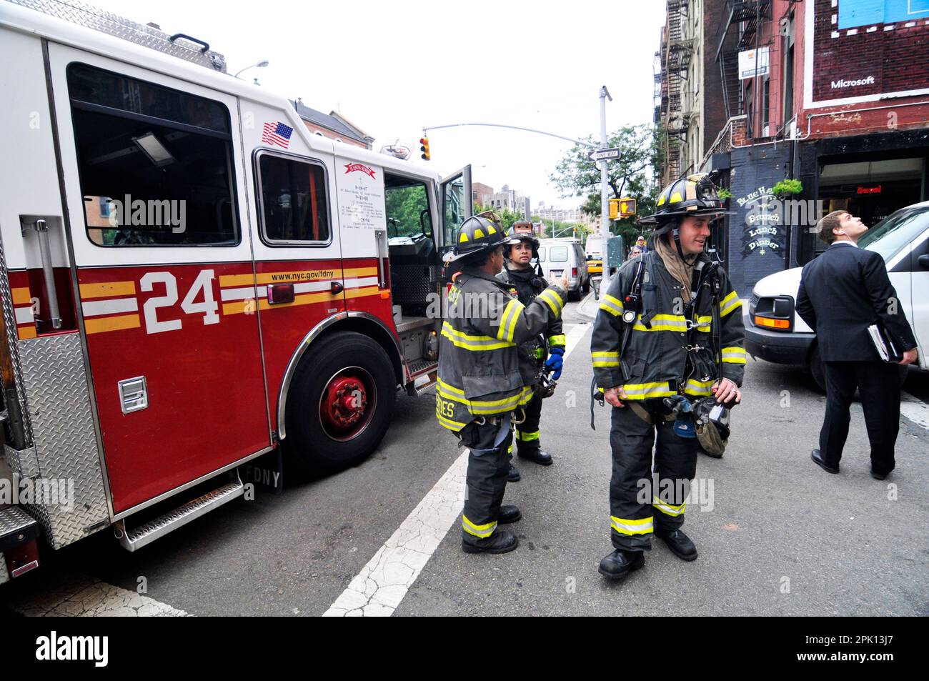 CASQUE POMPIER NEW-YORK FDNY USA (D'occasion) à Satigny pour CHF 2000