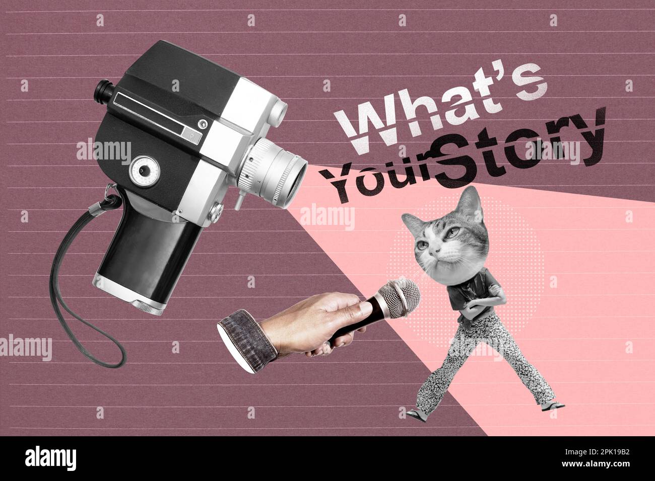 Quel est votre titre de texte d'histoire.Interview catwoman par microphone et film de caméra vintage. concept de narration dans l'industrie cinématographique Banque D'Images