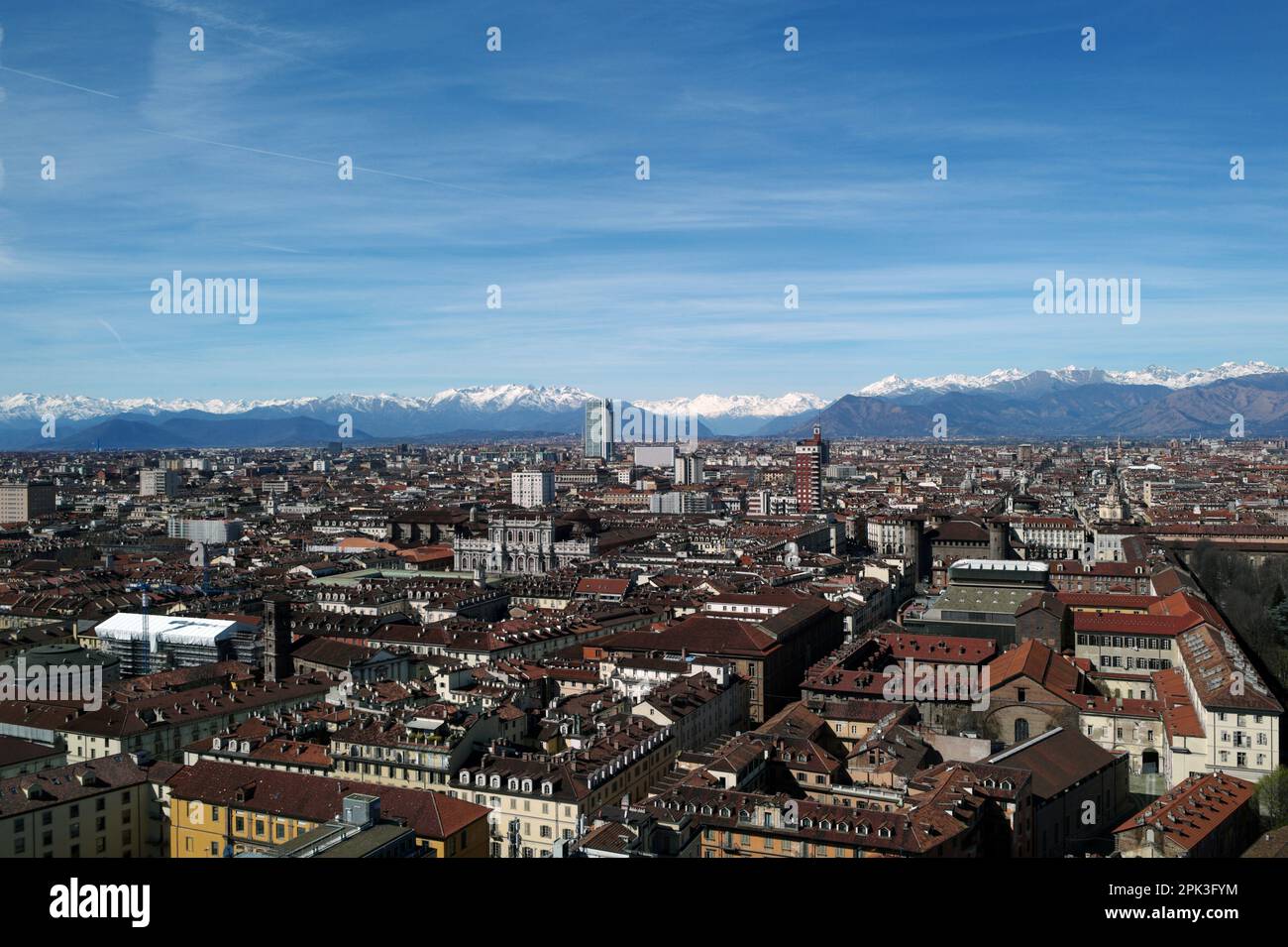 VILLE DE TURIN - VUE DE 'LAMOLE ANTONELLIANA' DATES DE CONSTRUCTION 1883-1889 - BÂTIMENT 167,5 MÈTRES DE HAUTEUR - MUSEO NAZIONALE DE CINÉMA © PHOTOGRAPHIE: F.BEAUMONT Banque D'Images