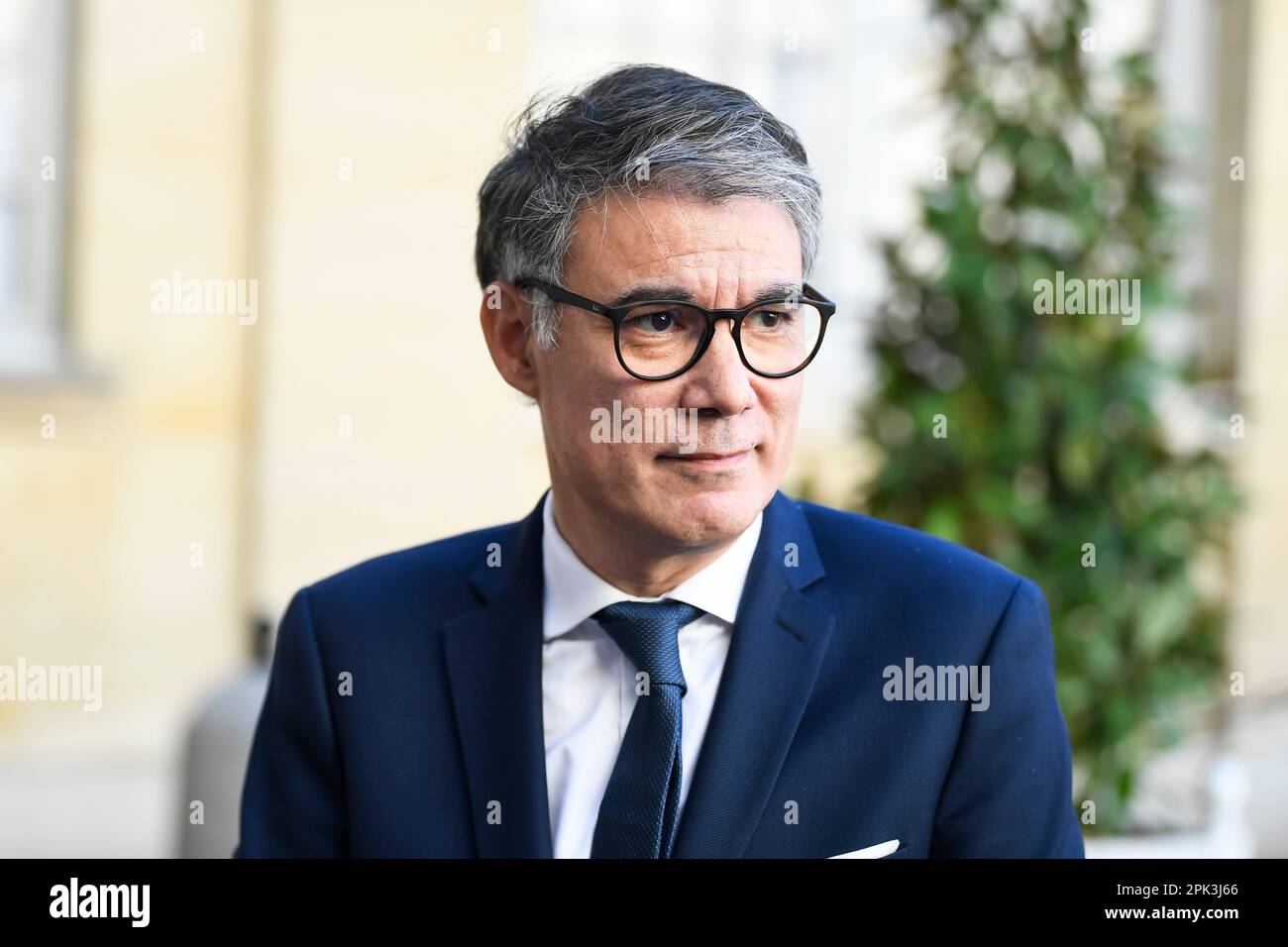 Paris, France. 04th avril 2023. Olivier FAURE, premier secrétaire du Parti socialiste (PS), et Johanna ROLLAND lors d'une rencontre avec le Premier ministre français à l'Hôtel Matignon, sur 4 avril 2023 à Paris, France. Crédit : Victor Joly/Alamy Live News Banque D'Images