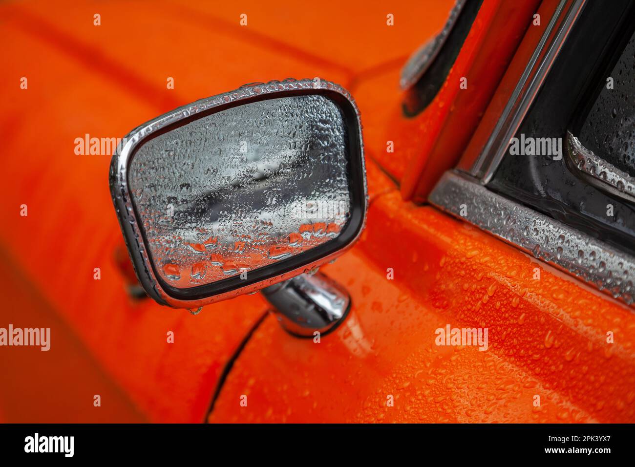 Voiture Rétroviseur. Car Intérieur Miroir Gros Plan. Banque D'Images et  Photos Libres De Droits. Image 35425239