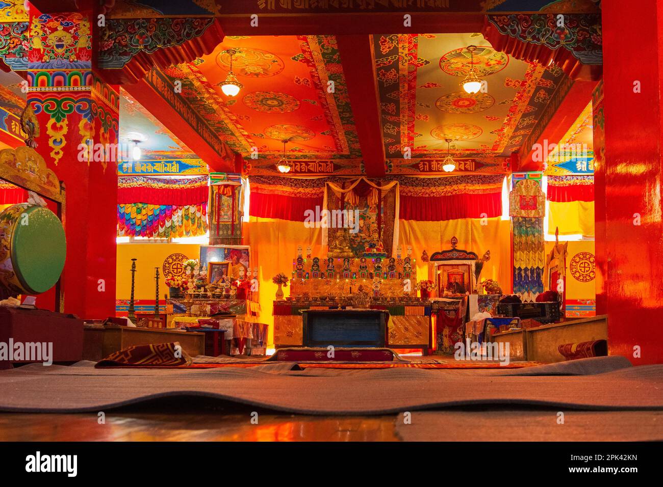 Monastère de Samdruptse, Ravangla, Sikkim, Inde - 20 octobre 2016 : vue intérieure du monastère bouddhiste de Samdruptse, Sikkim, Inde. Image autorisée. Banque D'Images