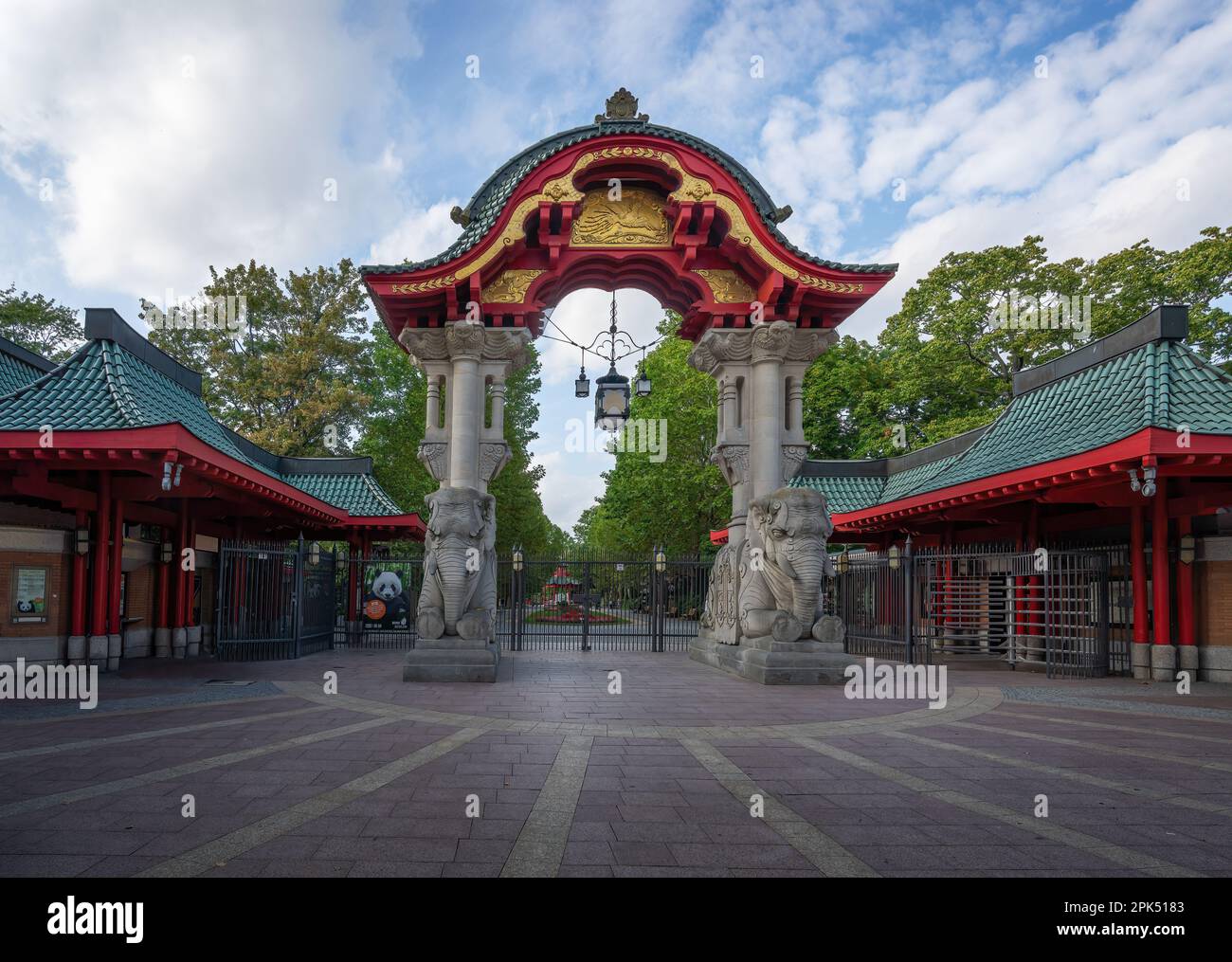 Elephant Gate au zoo de Berlin - Berlin, Allemagne Banque D'Images