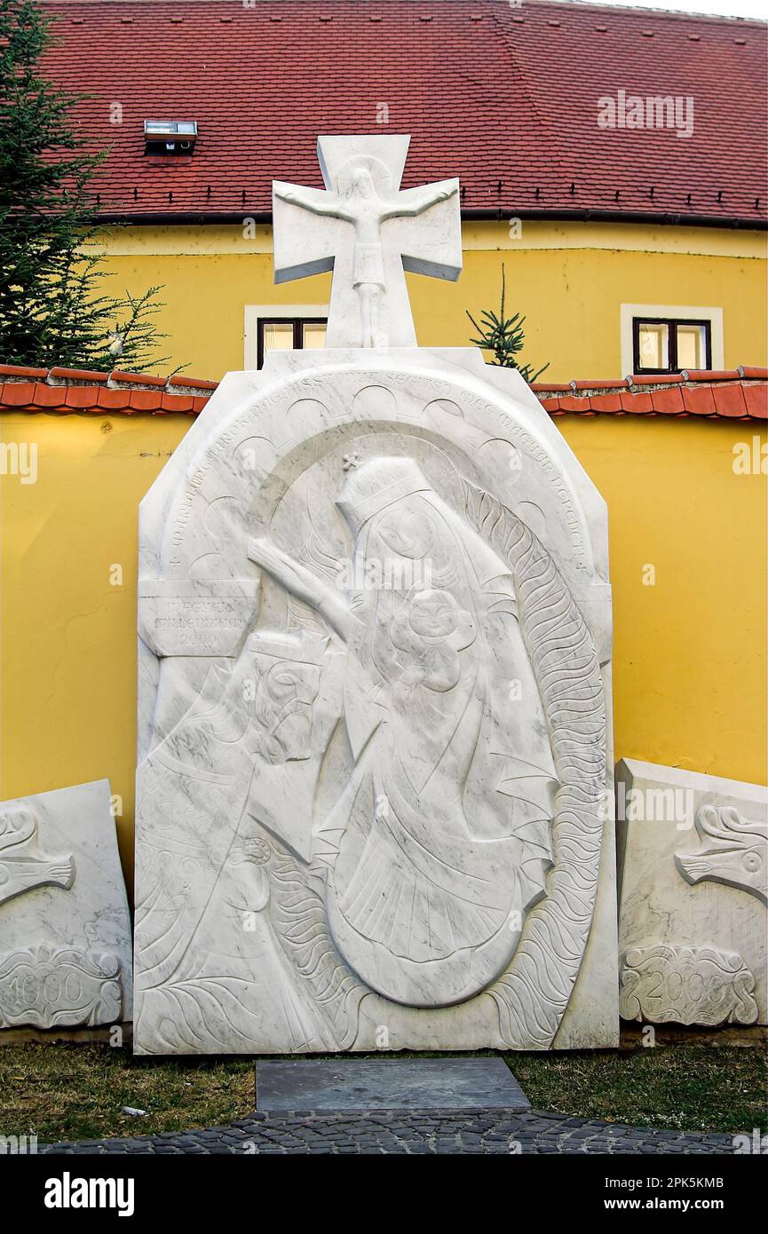 Győr, Węgry, Ungarn Hongrie, le roi Stephen de Hongrie rend hommage à Marie avec le bébé Jésus; König Saint Stephan von Ungarn huldigt Maria mit dem Jesuskind Banque D'Images