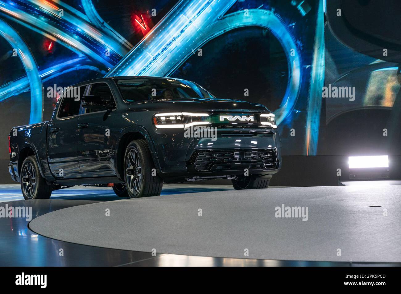 New York, États-Unis. 05th avril 2023. RAM 1500 tout électrique en exposition pendant le jour de la presse à New York International Autoshow au Centre Jacob Javits (photo de Lev Radin/Pacific Press ) Credit: Pacific Press Media production Corp./Alay Live News Banque D'Images