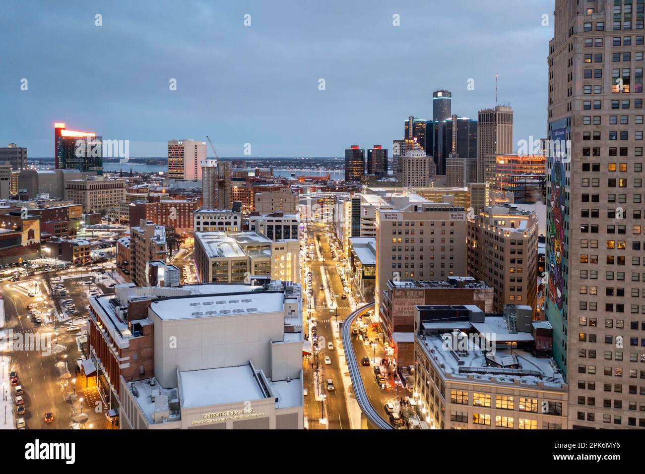 Detroit, Michigan, centre-ville de Detroit après le coucher du soleil Banque D'Images