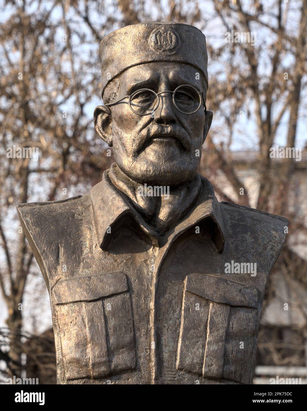 Bijeljina, Bosnie-Herzégovine – février 2023 : monument du Dragoljub Draža Mihailović, chef des détachements de Chetnik de l'armée yougoslave Banque D'Images