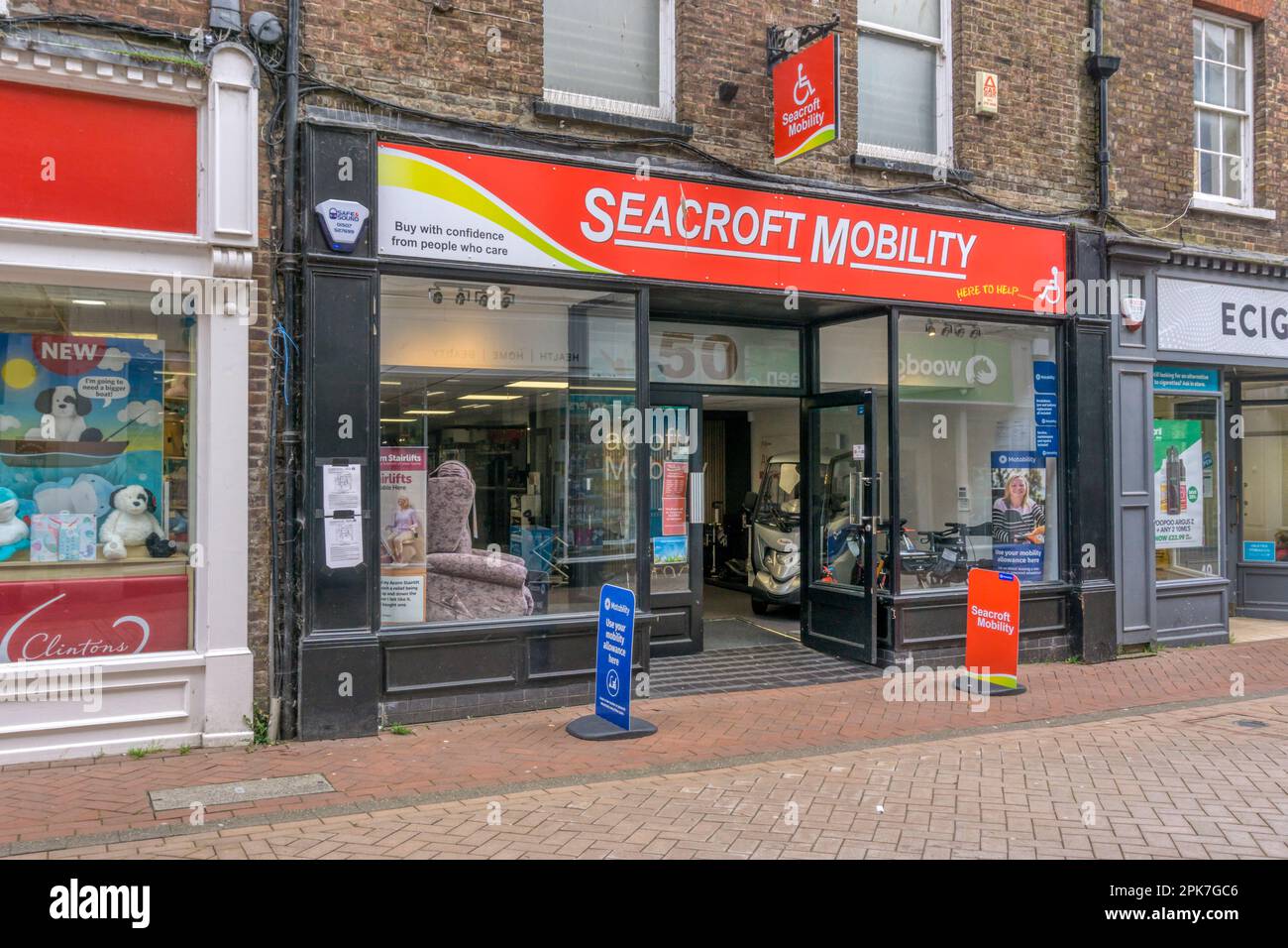 Les locaux de Seaccroft Mobility dans King's Lynn High Street. Banque D'Images