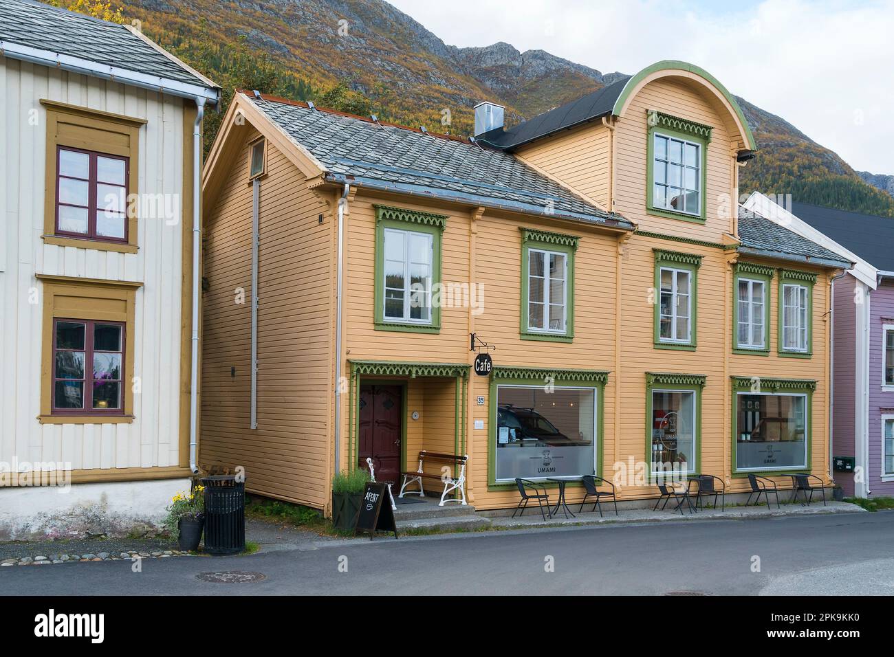 Norvège, Mosjoen, Sjogata historique, café Banque D'Images