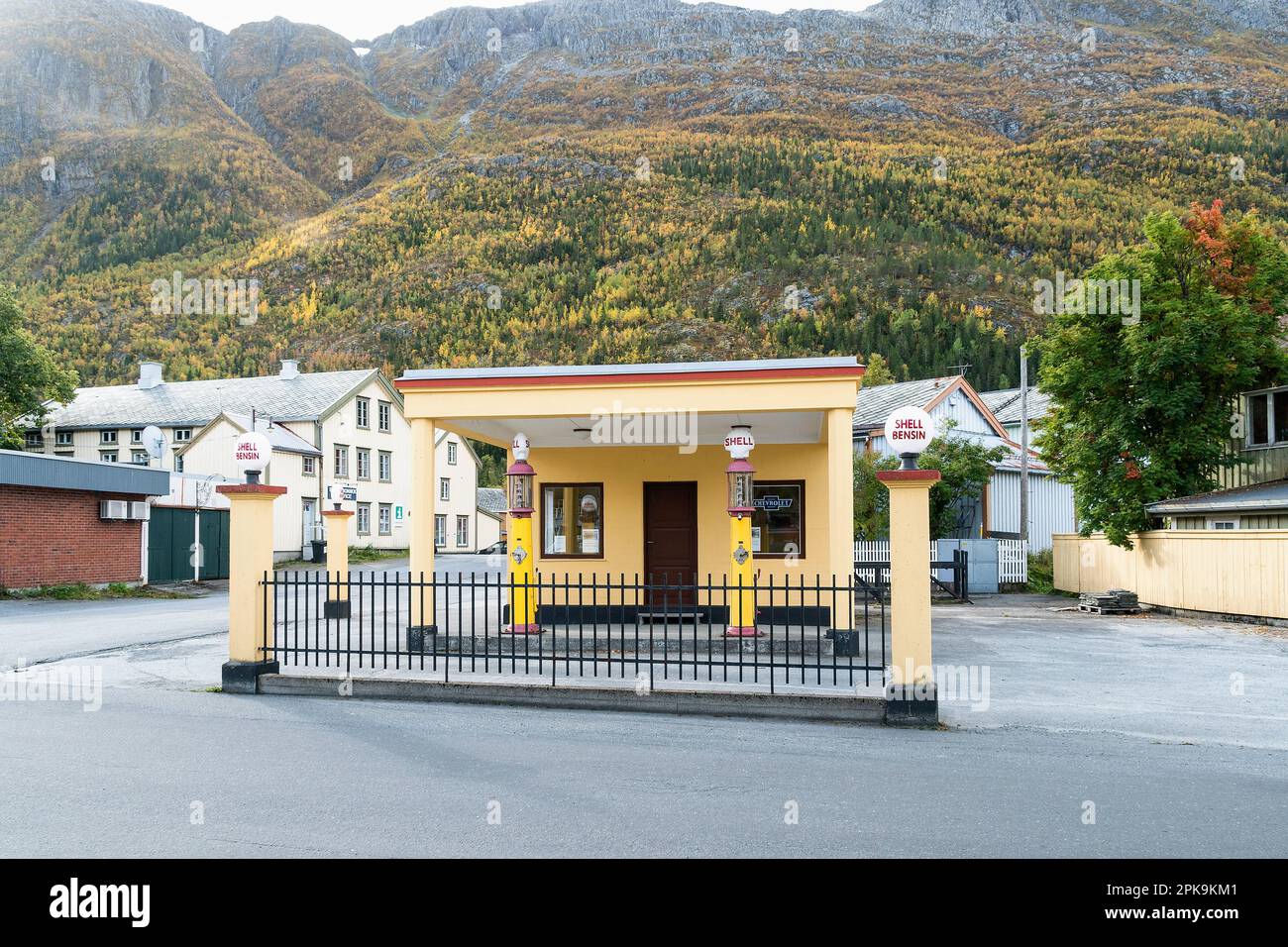 Norvège, Mosjoen, historique Sjogata (route maritime), ancienne station-service Banque D'Images