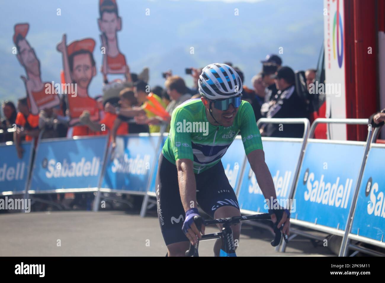 Amasa-Villabona, Espagne. 05th avril 2023. Movistar pilote d'équipe Alex Aramburu atteint la ligne d'arrivée pendant la phase 3rd de Itzulia pays basque 2023 entre Errenteria et Amasa-Villabona sur 05 avril 2023, à Amasa-Villabona, Espagne. (Photo par Alberto Brevers/Pacific Press/Sipa USA) Credit: SIPA USA/Alay Live News Banque D'Images