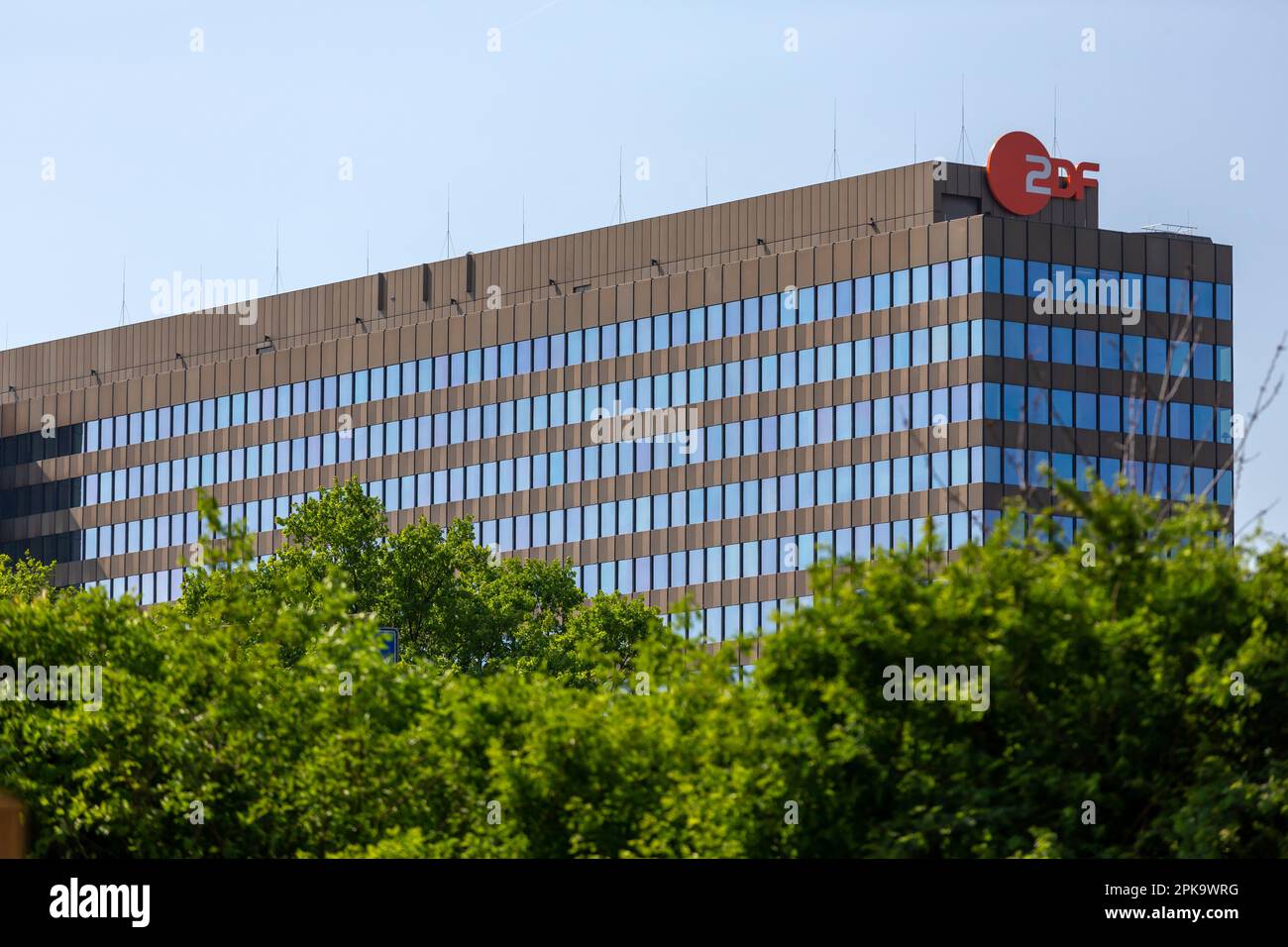 04.05.2018, Allemagne, Rhénanie-Palatinat, Mainz - ZDF centre de radiodiffusion Mayence, siège du ZDF (Zweites Deutsches Fernsehen). 00A180504D077 Banque D'Images