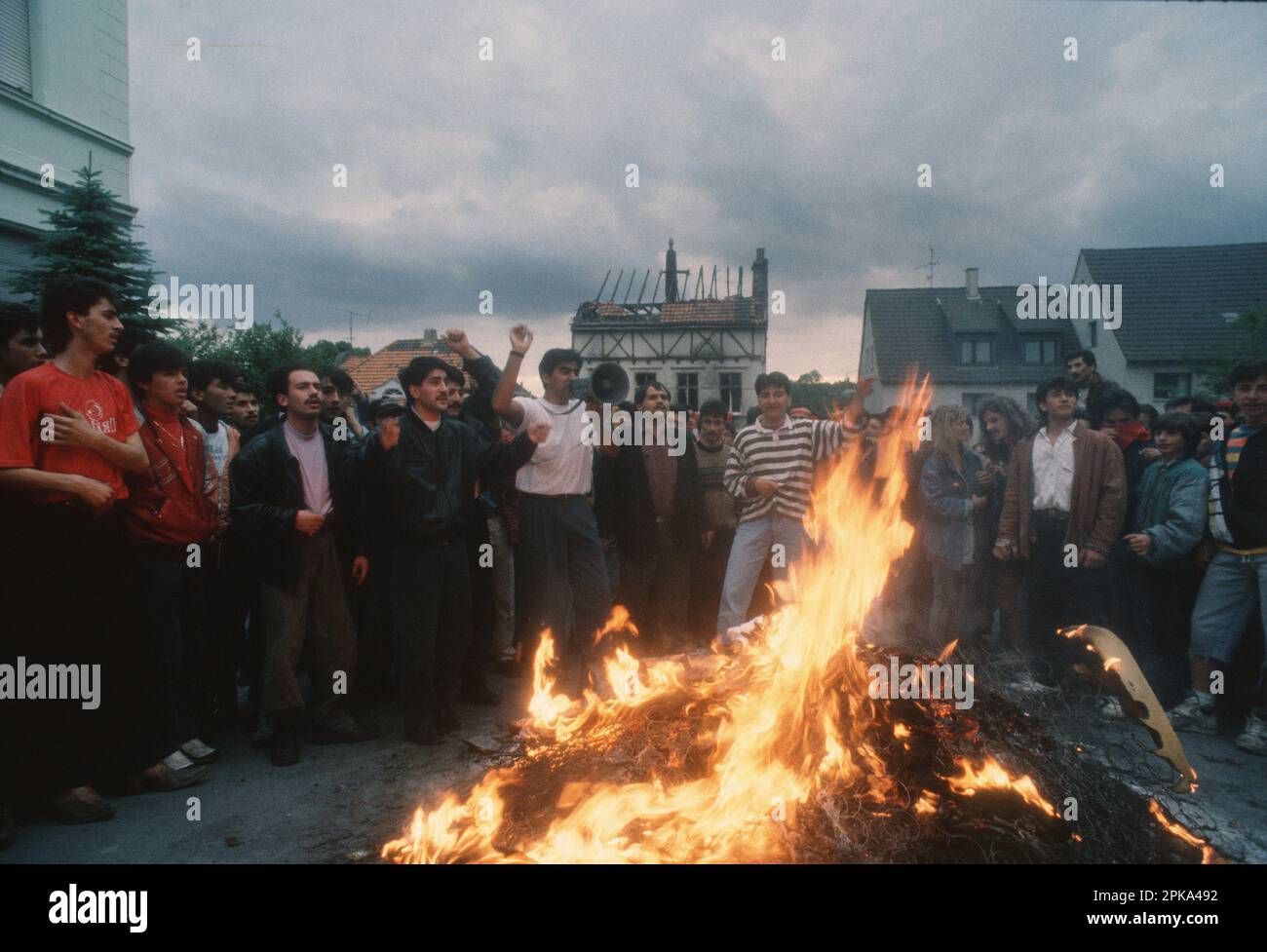 29.03.2023, Allemagne, Rhénanie-du-Nord-Westphalie, Solingen - deux jours après l'attentat raciste contre la maison de la famille Genc turque le 29 mai 1993, Banque D'Images