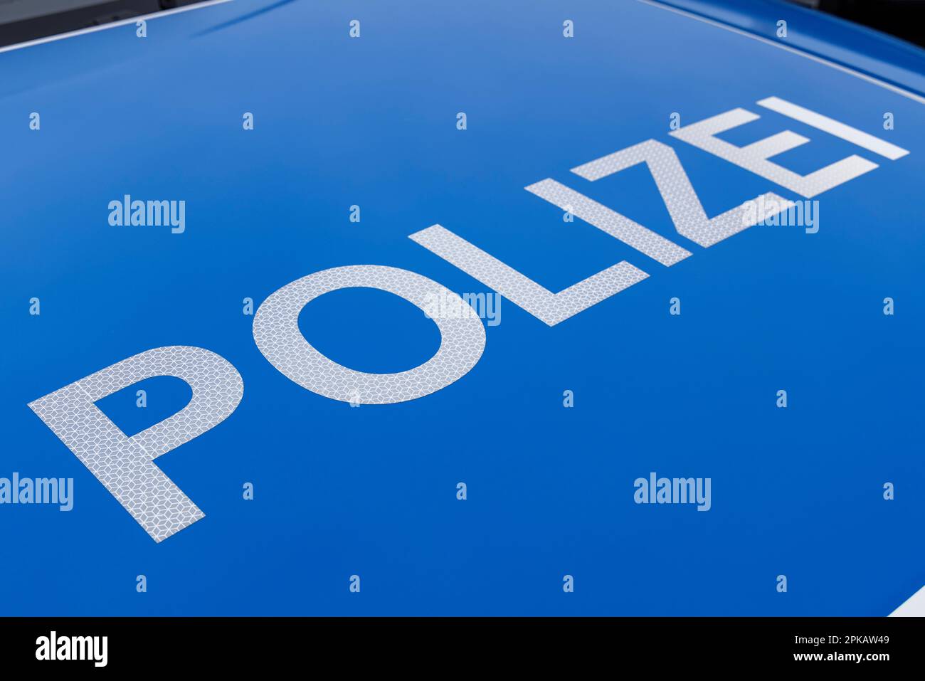 Voiture de police, détail, écriture de 'Polizei' sur voiture d'escouade, Wilhelmshaven, Basse-Saxe, Allemagne Banque D'Images