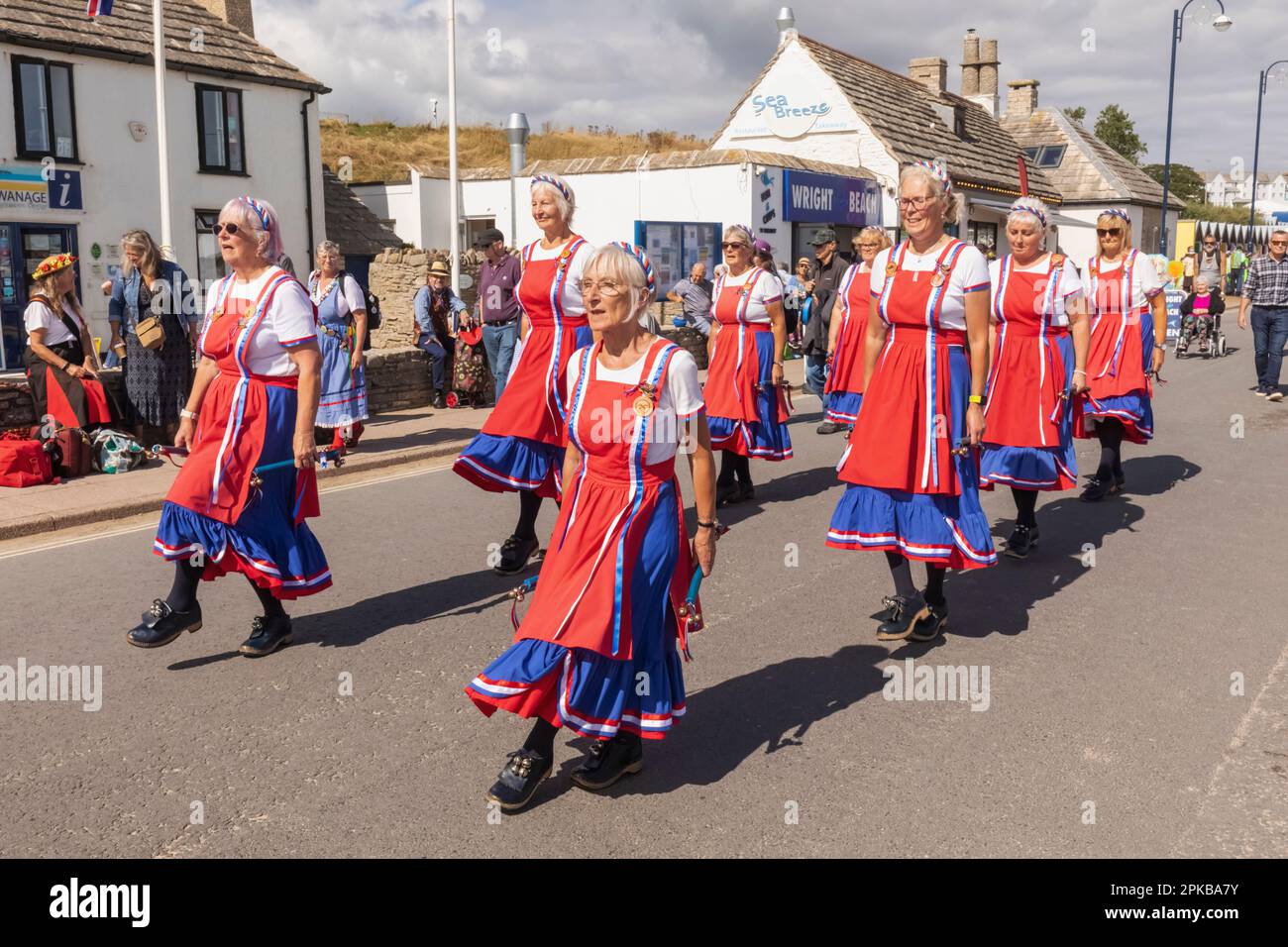 Angleterre, Dorset, Île de Purbeck, Swanage, Festival folklorique annuel Swanage, Female Folk Dancing Group Banque D'Images