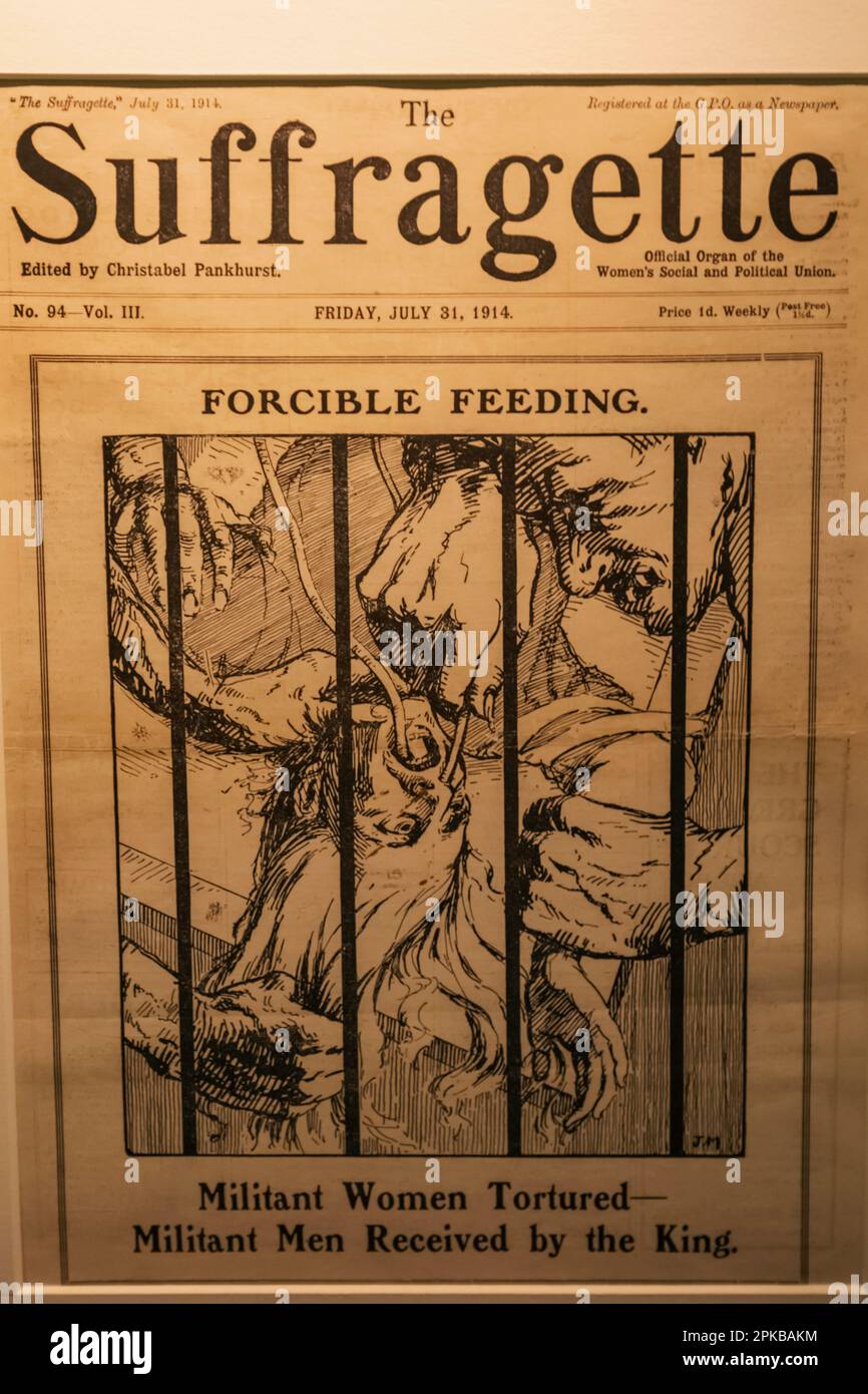 Angleterre, Londres, le journal suffragette daté de 31 juillet 1914 montrant l'alimentation forcée du Suffragiste Banque D'Images