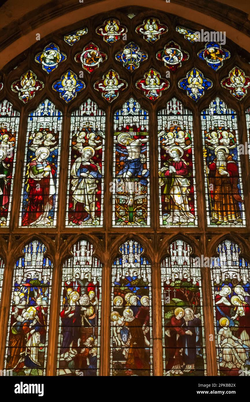 Angleterre, Dorset, Wareham, Église Lady St.Mary, vitraux représentant des scènes bibliques Banque D'Images