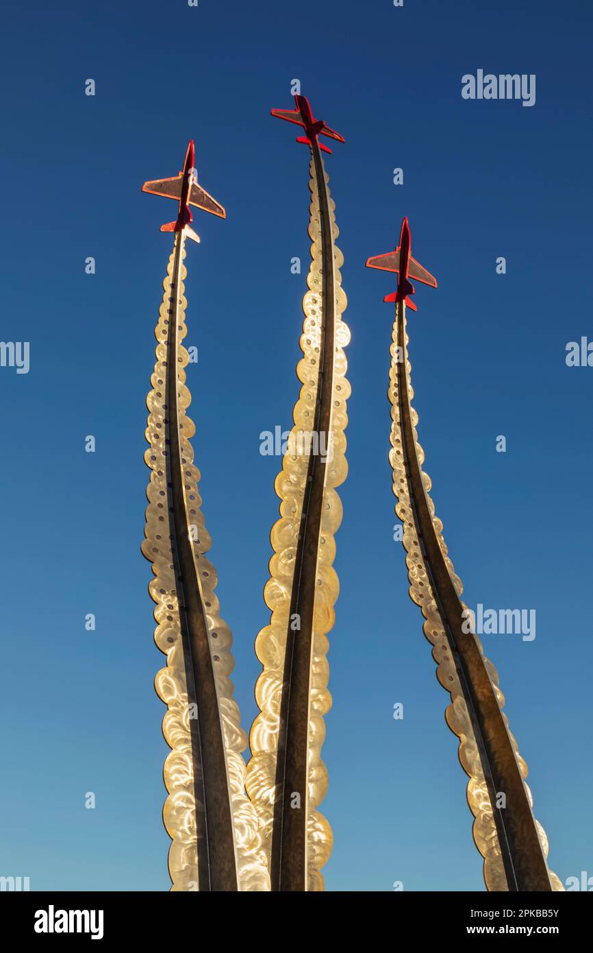 Angleterre, Dorset, Bournemouth, Memorial Sculpture aux pilotes tués lors d'accidents de spectacle aérien Banque D'Images