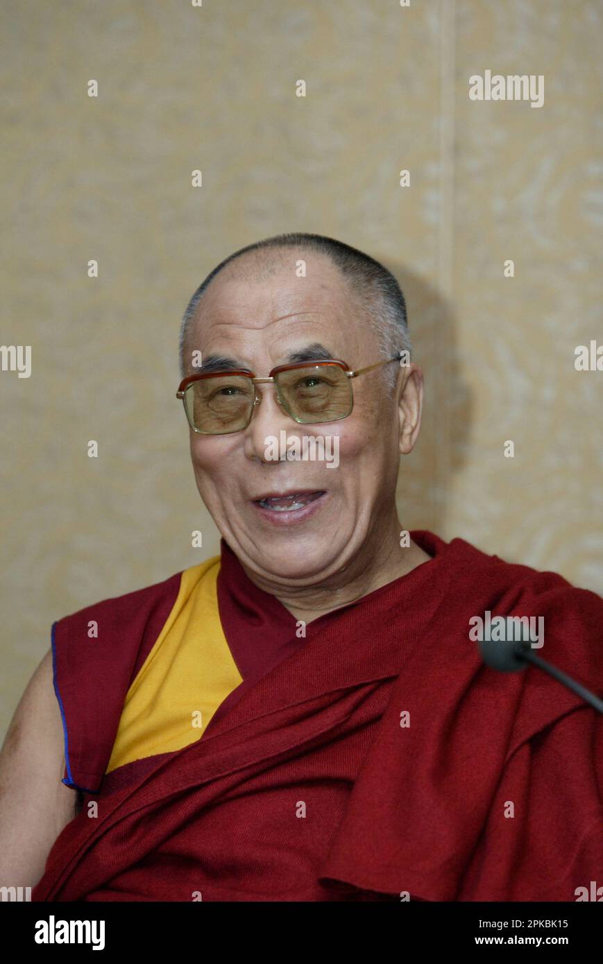 Sa Sainteté le Dalaï Lama de 14th tient une conférence de presse à Sydney dans le cadre d'une visite de onze jours en Australie (6-16 juin). Sheraton Wentworth Hotel, Sydney, Australie. 14.06.07. Banque D'Images