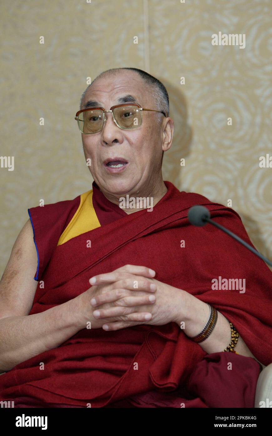 Sa Sainteté le Dalaï Lama de 14th tient une conférence de presse à Sydney dans le cadre d'une visite de onze jours en Australie (6-16 juin). Sheraton Wentworth Hotel, Sydney, Australie. 14.06.07. Banque D'Images