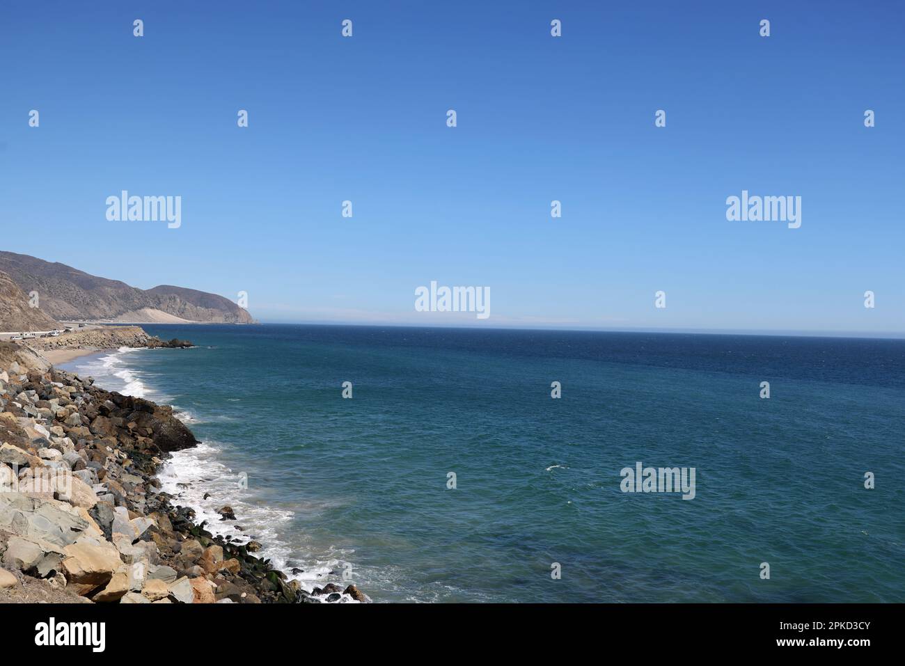 Vues générales sur la côte est du Pacifique entre Santa Monica et Malibu en Californie, State route 1, Etats-Unis. Banque D'Images
