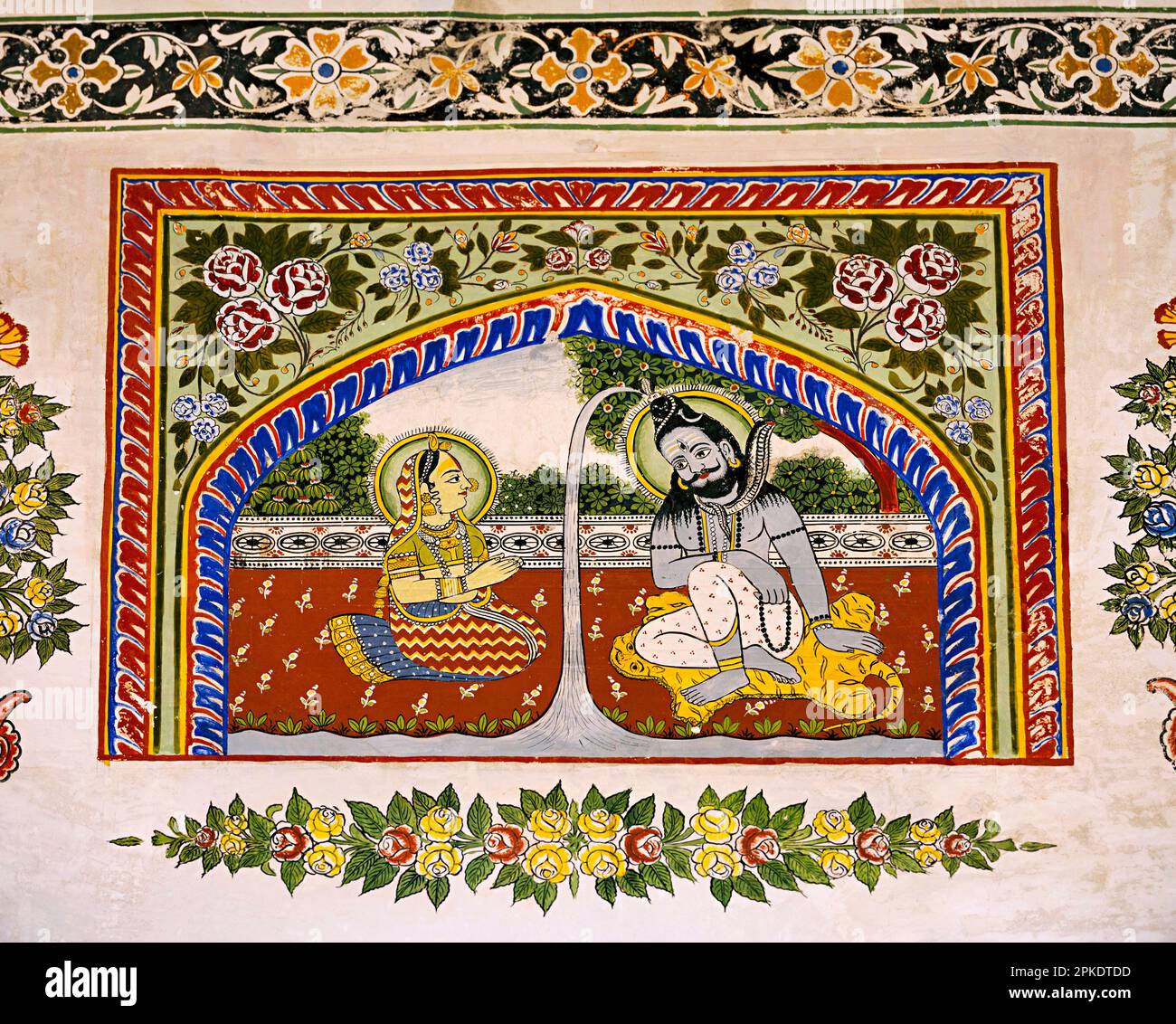Peinture mythologique colorée sur le mur intérieur du musée Dr. Ramnath Podar Haveli, un musée du patrimoine culturel qui abrite le style de vie Rajasthani, Banque D'Images
