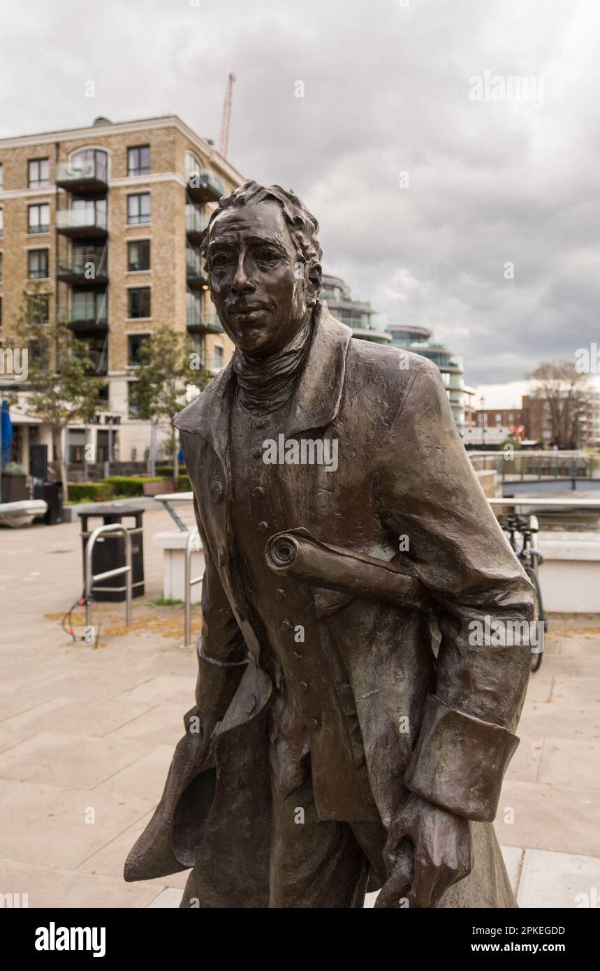Sculpture en bronze de Lancelot Capability Brown, par Laury Dizengremel, sur le sentier de la Tamise à Fulham, Londres, Angleterre, Royaume-Uni Banque D'Images