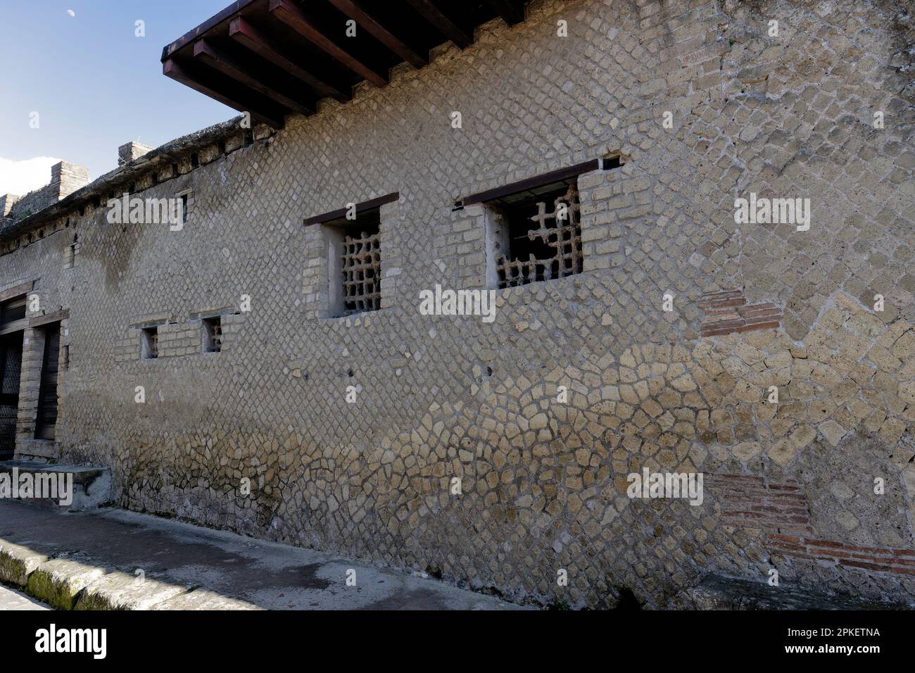 Ces grils ont survécu à l'éruption du Vésuve à Herculanum, en Italie Banque D'Images