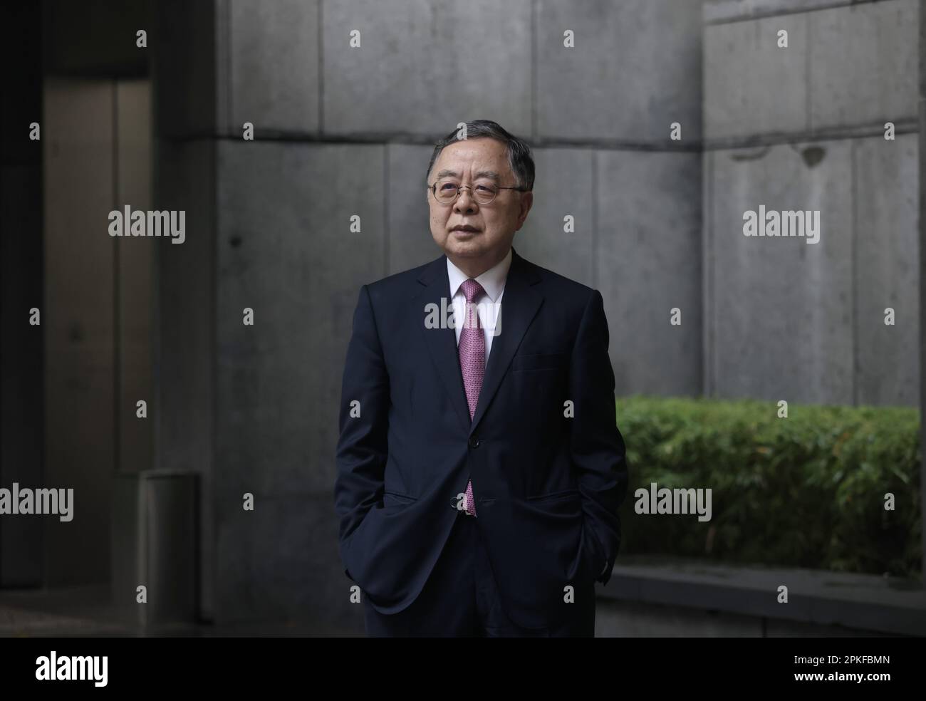 Ronnie Chan Chi-chung, président du Groupe pulmonaire Hang, pose une photo à la Asia Society in Admiralty. 27MAR23 SCMP / Jonathan Wong Banque D'Images