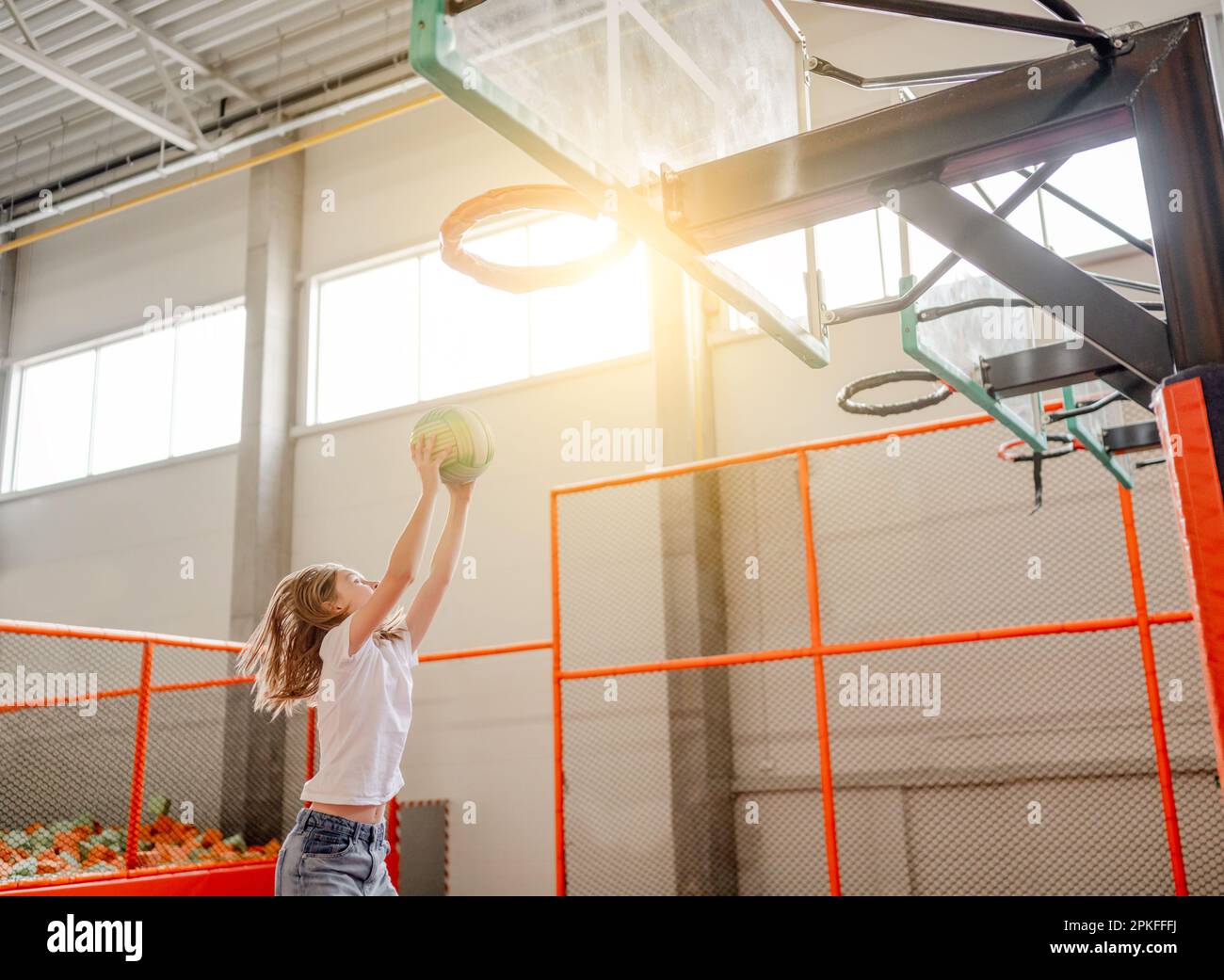 Panier De Basket Pour Trampoline - Kit Complet Avec Pompe Et 4 Balles - Jeu Intérieur/extérieur Familial