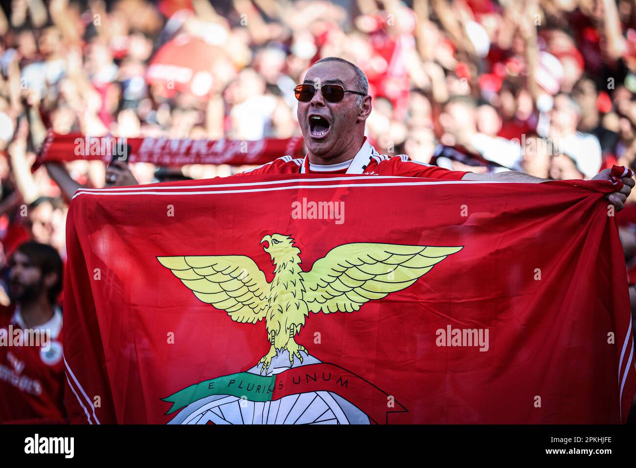 Lisbonne, Portugal. 07th avril 2023. Le fan de SL Benfica fête lors du match de Bwin de la Ligue Portugal entre SL Benfica et le FC Porto à l'Estadio da Luz à Lisbonne. (Note finale: SL Benfica 1 - 2 FC Porto) (photo de David Martins/SOPA Images/Sipa USA) crédit: SIPA USA/Alay Live News Banque D'Images