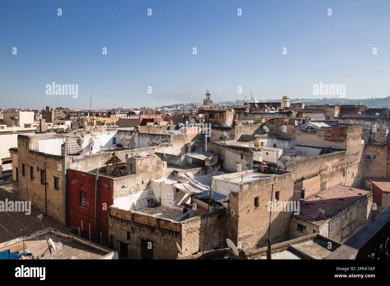 Vue sur le toit de la Médina de Fès au Maroc Banque D'Images