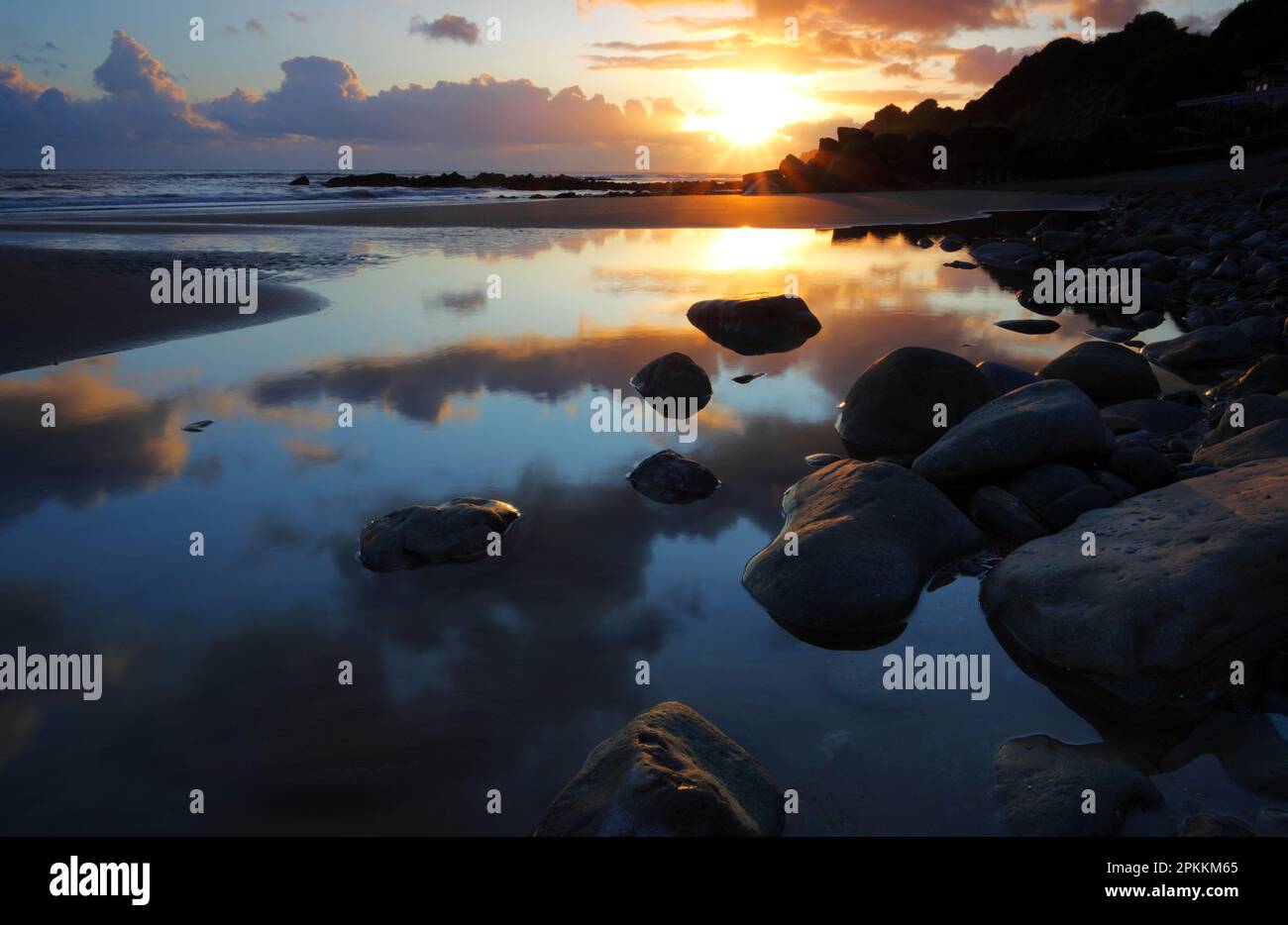 Coucher de soleil à Steephill Cove, Ventnor, île de Wight, Angleterre, Royaume-Uni, Europe Banque D'Images