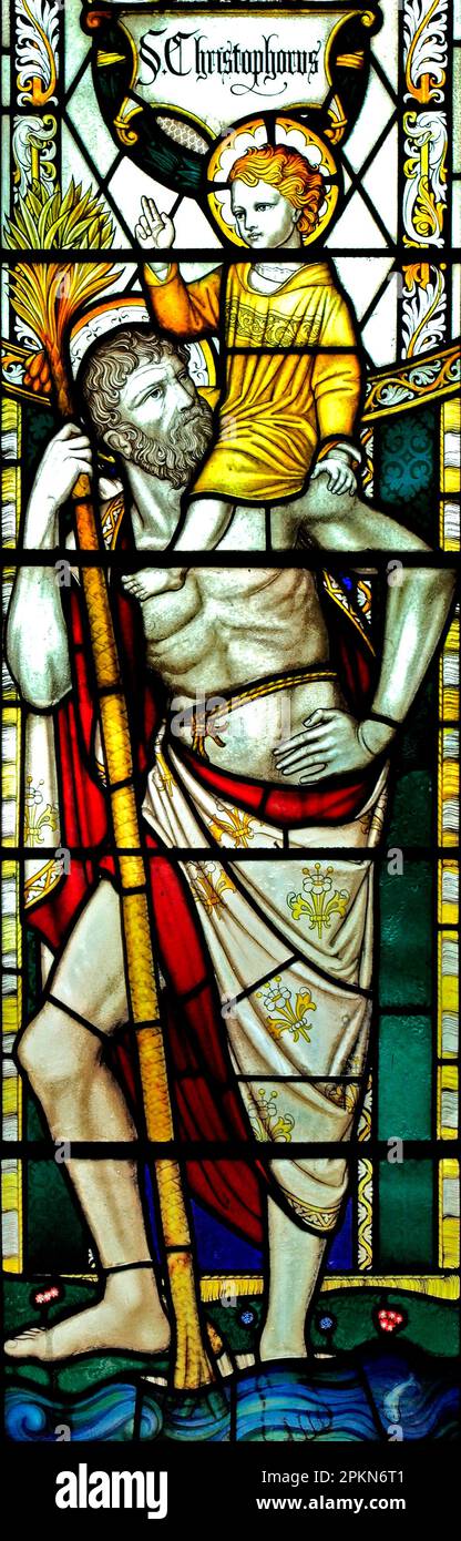 St Christopher, enfant Jésus sur l'épaule, Wells Next the Sea, vitrail, Norfolk, fenêtres victoriennes de 19th siècles Banque D'Images