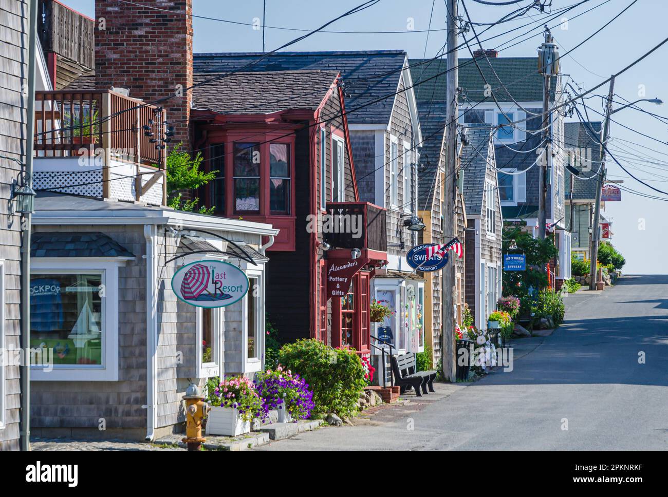 Magasins sur Bearskin Neck, une rue commerçante historique à Rockport, Massachusetts, États-Unis Banque D'Images