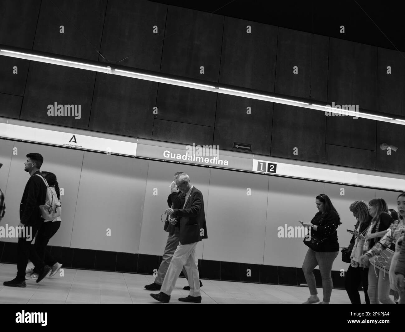 Málaga, Espagne. 6th avril 2023. Les premiers jours de la nouvelle ligne de métro arrivant au centre-ville. Banque D'Images