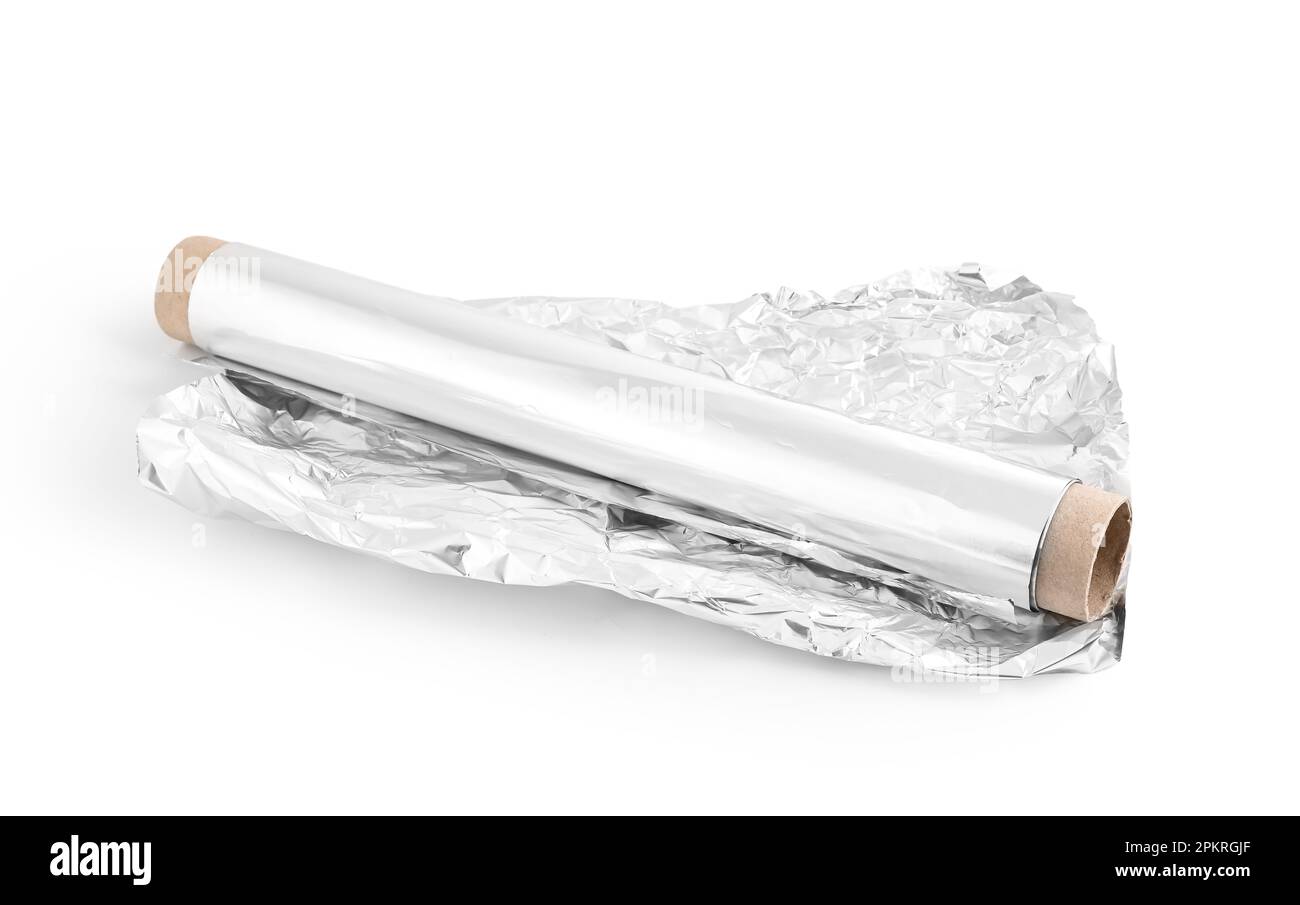Rouleau de papier d'aluminium isolé sur fond blanc Banque D'Images