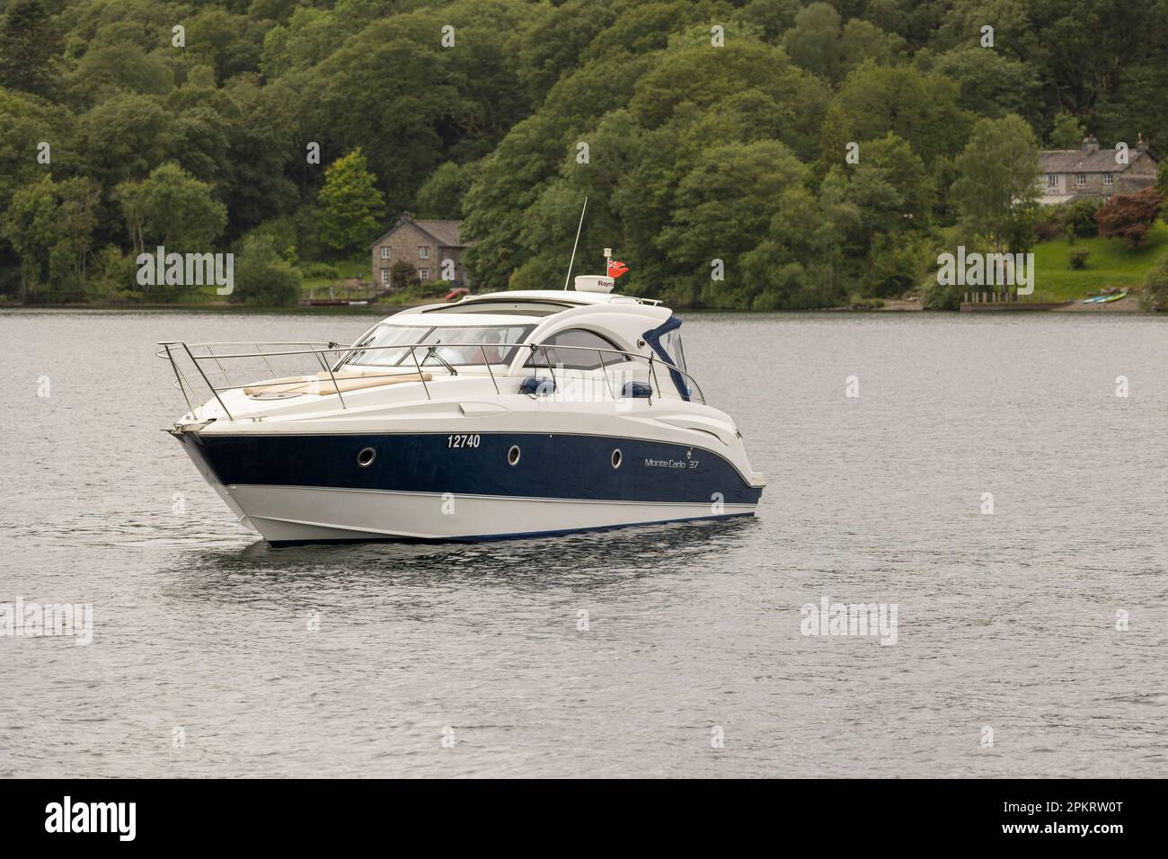Windermere, royaume-uni 18 juin 2022 bateau à moteur de luxe Banque D'Images