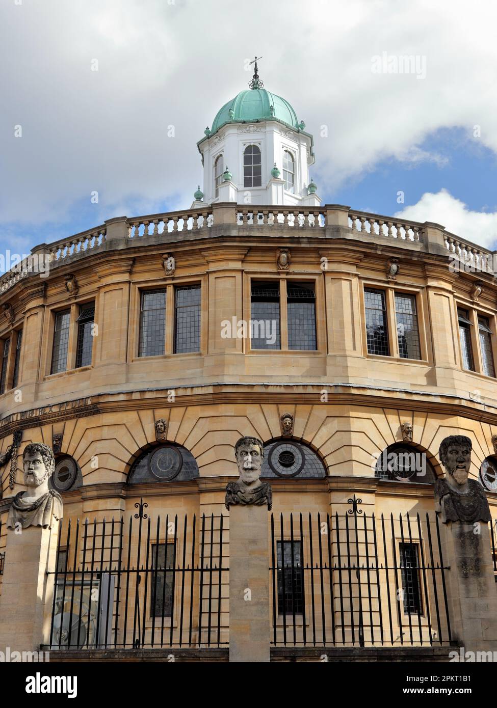 Sheldonian Theatre, utilisé pour des récitals musicaux, des conférences, des conférences et diverses cérémonies tenues par l'Université d'Oxford Banque D'Images