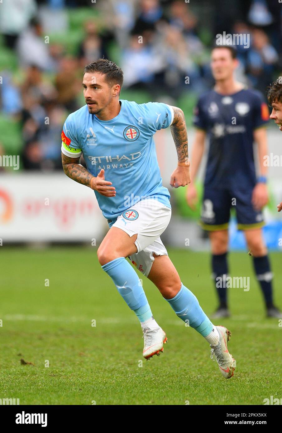 Melbourne, Australie. 10th avril 2023. Melbourne City contre Wellington Phoenix. Jamie McLaren, le meilleur buteur de Melbourne City, se déplace vers la boîte lors du match à domicile de la ville contre Wellington Phoenix en Nouvelle-Zélande. Credit Karl Phillipson/Alamy Live News Banque D'Images