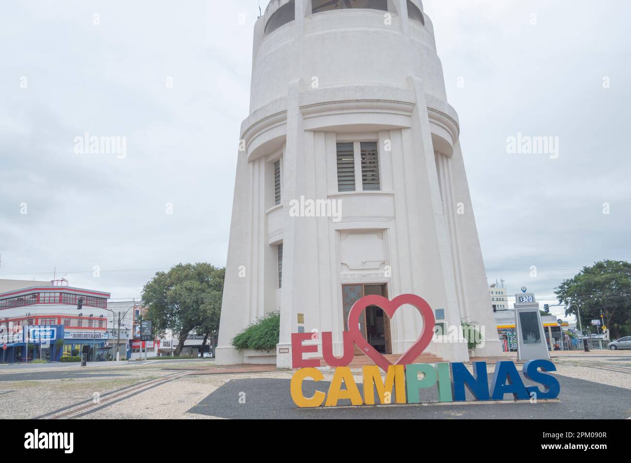 Campinas-sp,brasil-09 avril,2023 Tour du château, tour touristique qui est dans un endroit qui peut être vu toute la ville des prairies. Banque D'Images