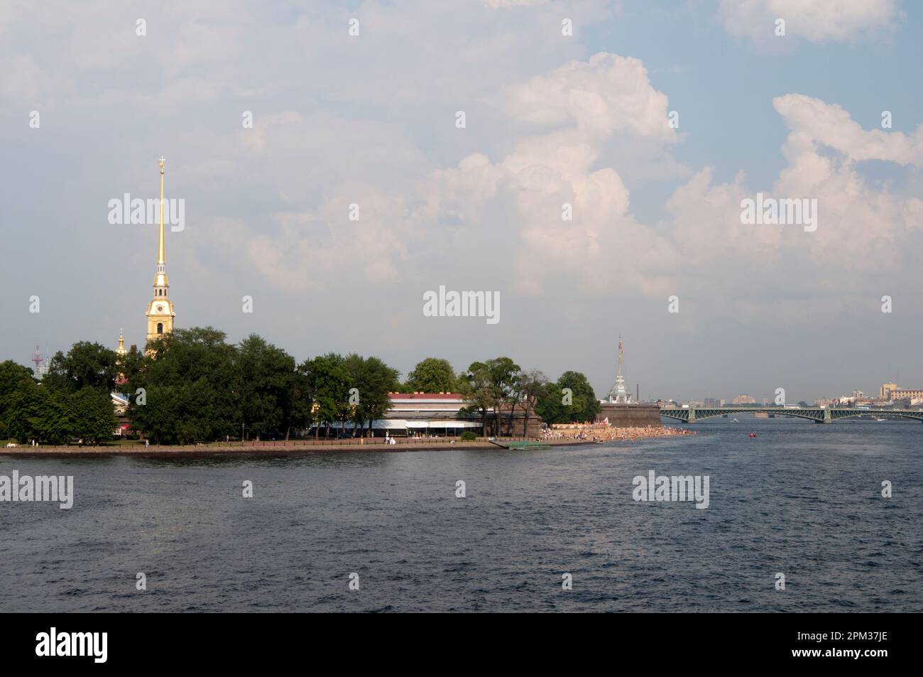 Une vue panoramique sur la forteresse Pierre et Paul à Saint-Pétersbourg, en Russie Banque D'Images