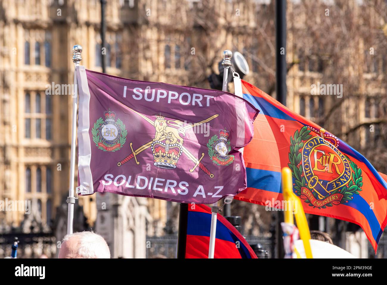 Promenade de respect à la mémoire de la Reine Elizabeth II par les vétérans de l'armée motocyclistes de Rolling Thunder, qui font également campagne pour protéger les anciens combattants Banque D'Images