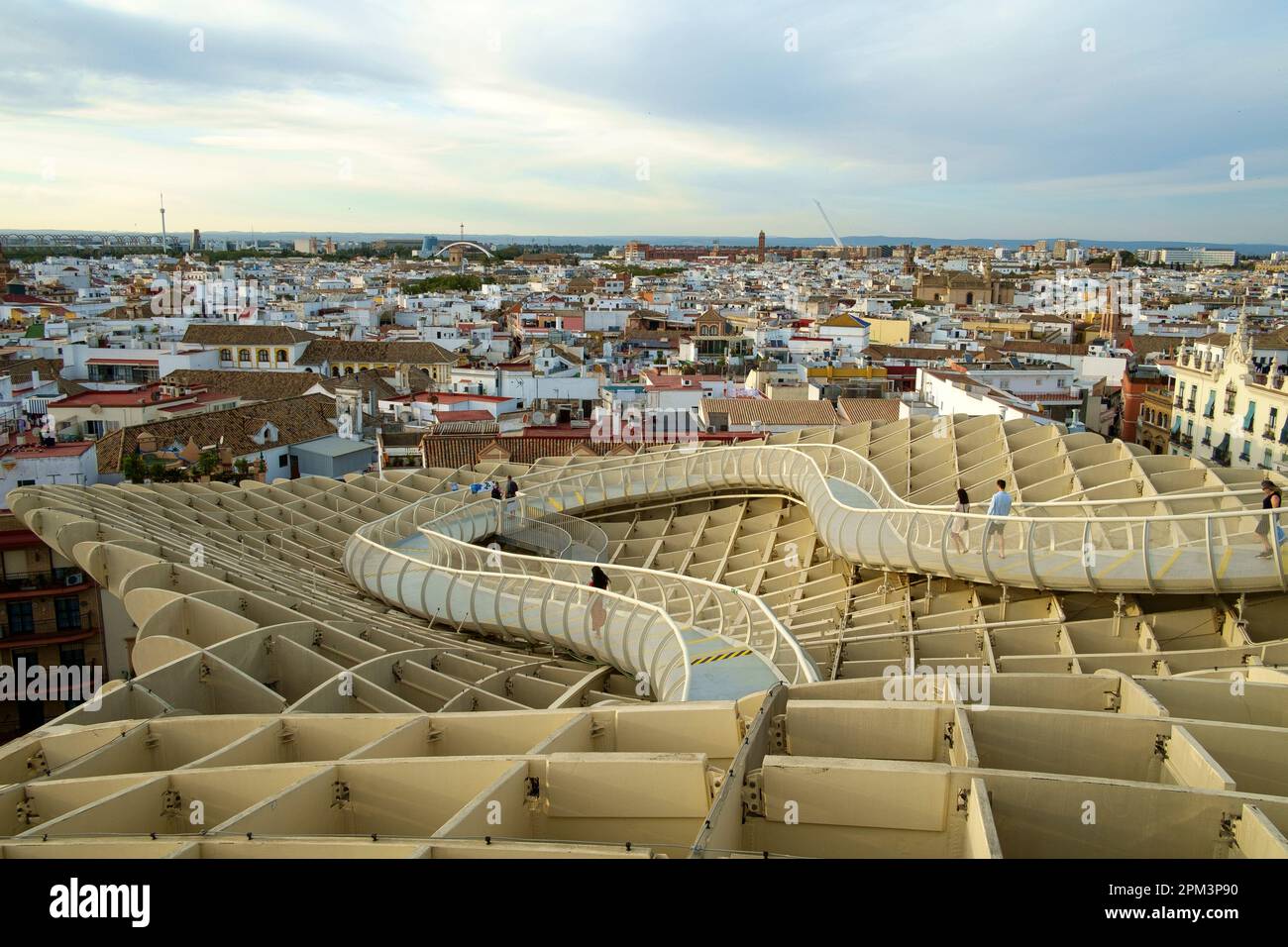 Seville Espagne - Setas de Sevilla ou Metropol parasol également connu sous le nom de 'les champignonss'. Il est revendiqué comme la plus grande structure en bois du monde. Banque D'Images