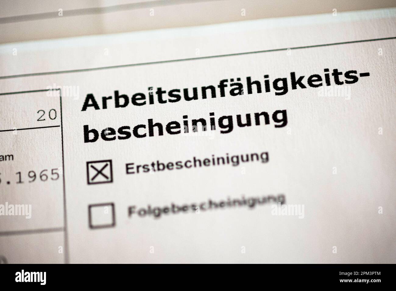 Certificat d'incapacité de travail à Dortmund, 11 avril 2023. Copyright: Leon Kuegeler/photothek.de Banque D'Images