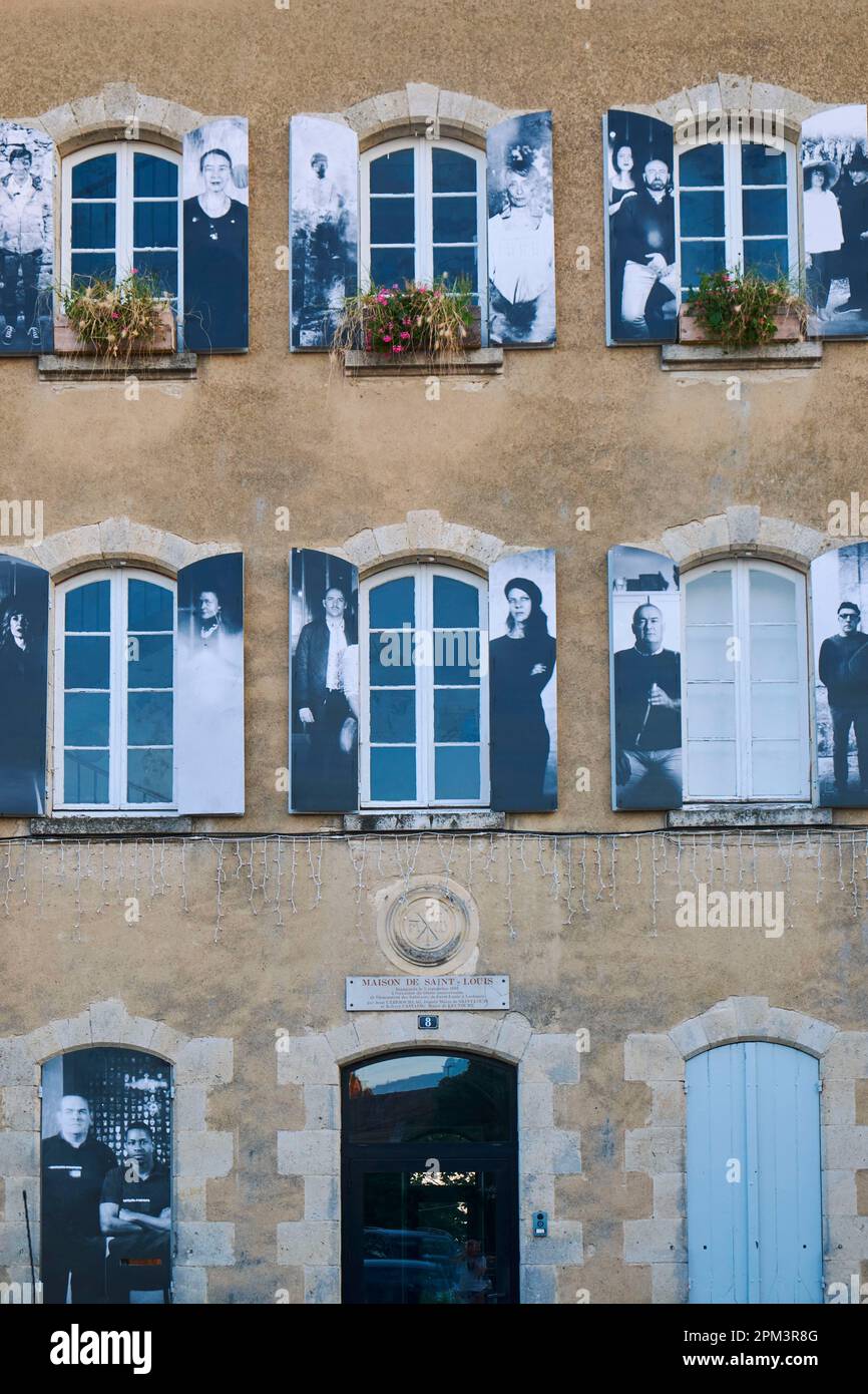 France, Gers, Lectoure, arrêt sur le chemin de Saint Jacques de Compostelle, centre d'art et de photographie Banque D'Images