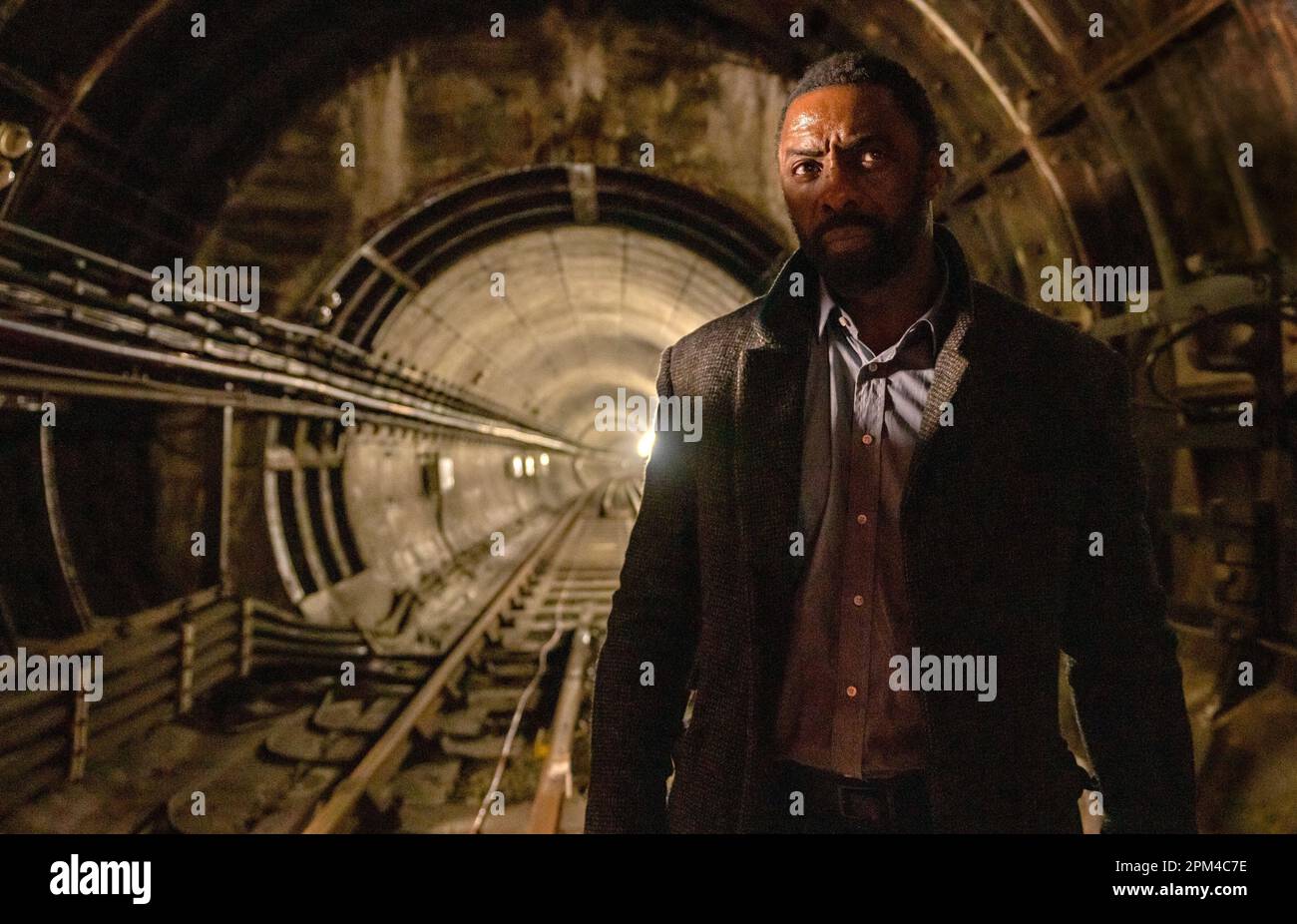 Idris Elba Luther film Banque D'Images